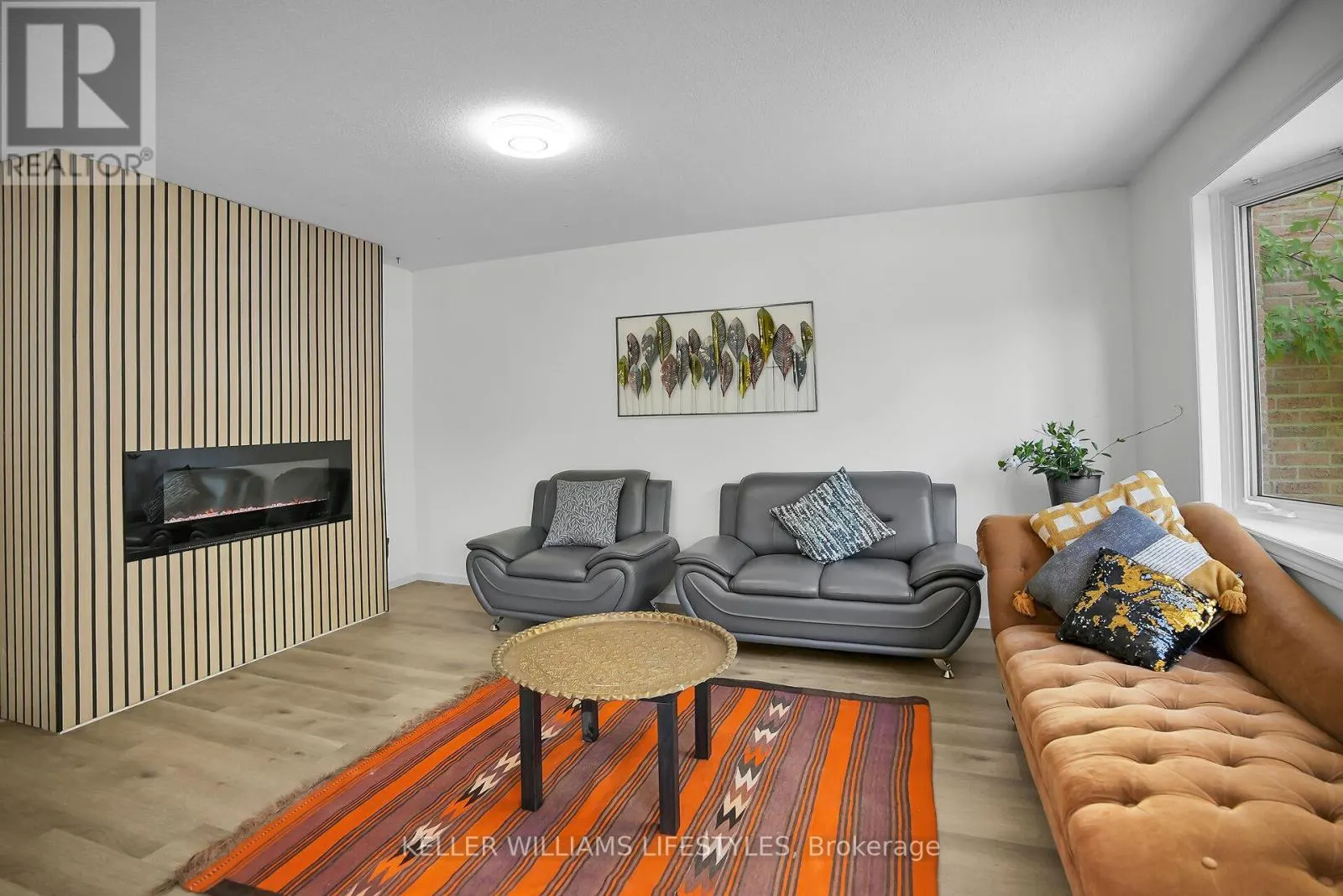 4 - 230 CLARKE ROAD, #4