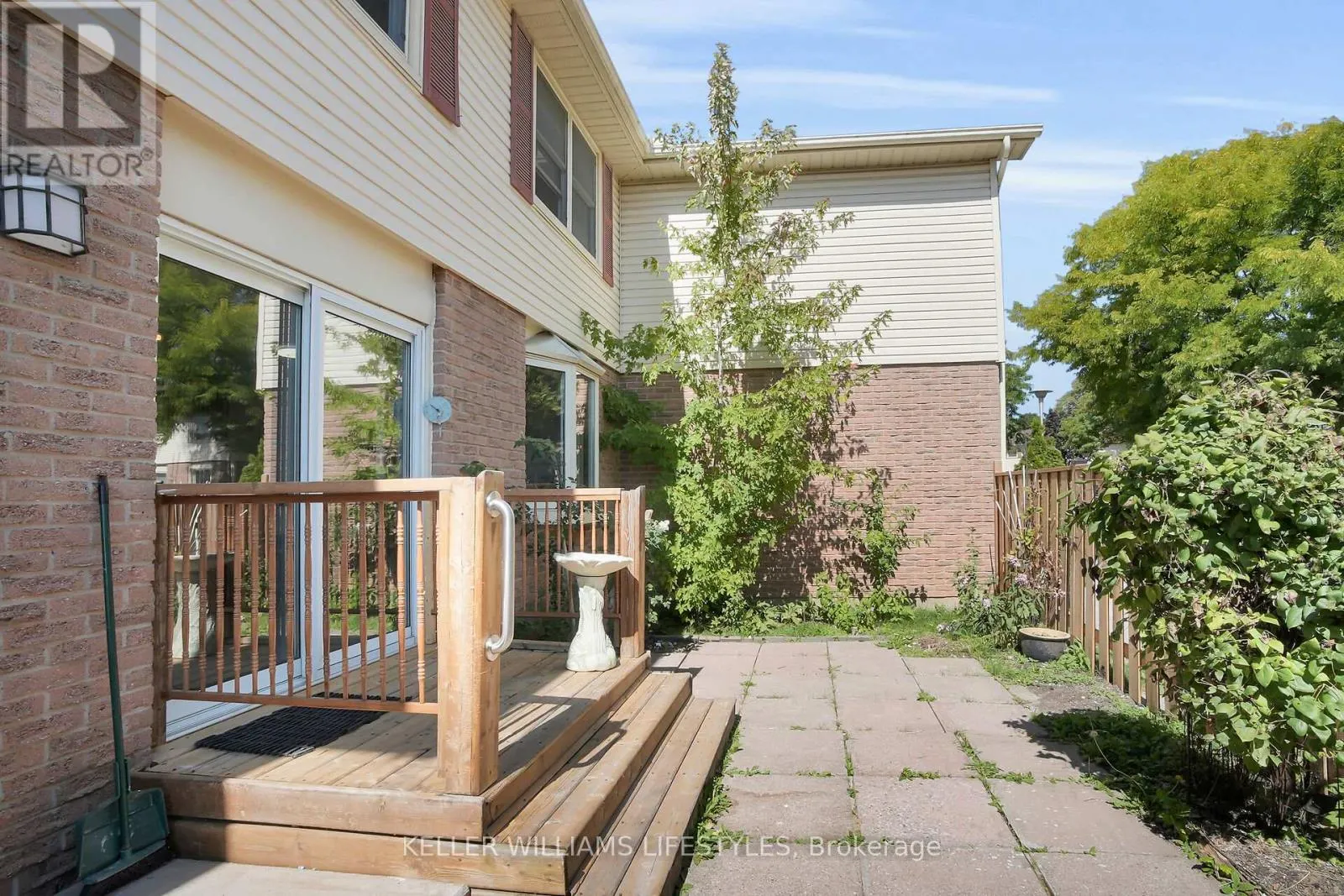 4 - 230 CLARKE ROAD, #4