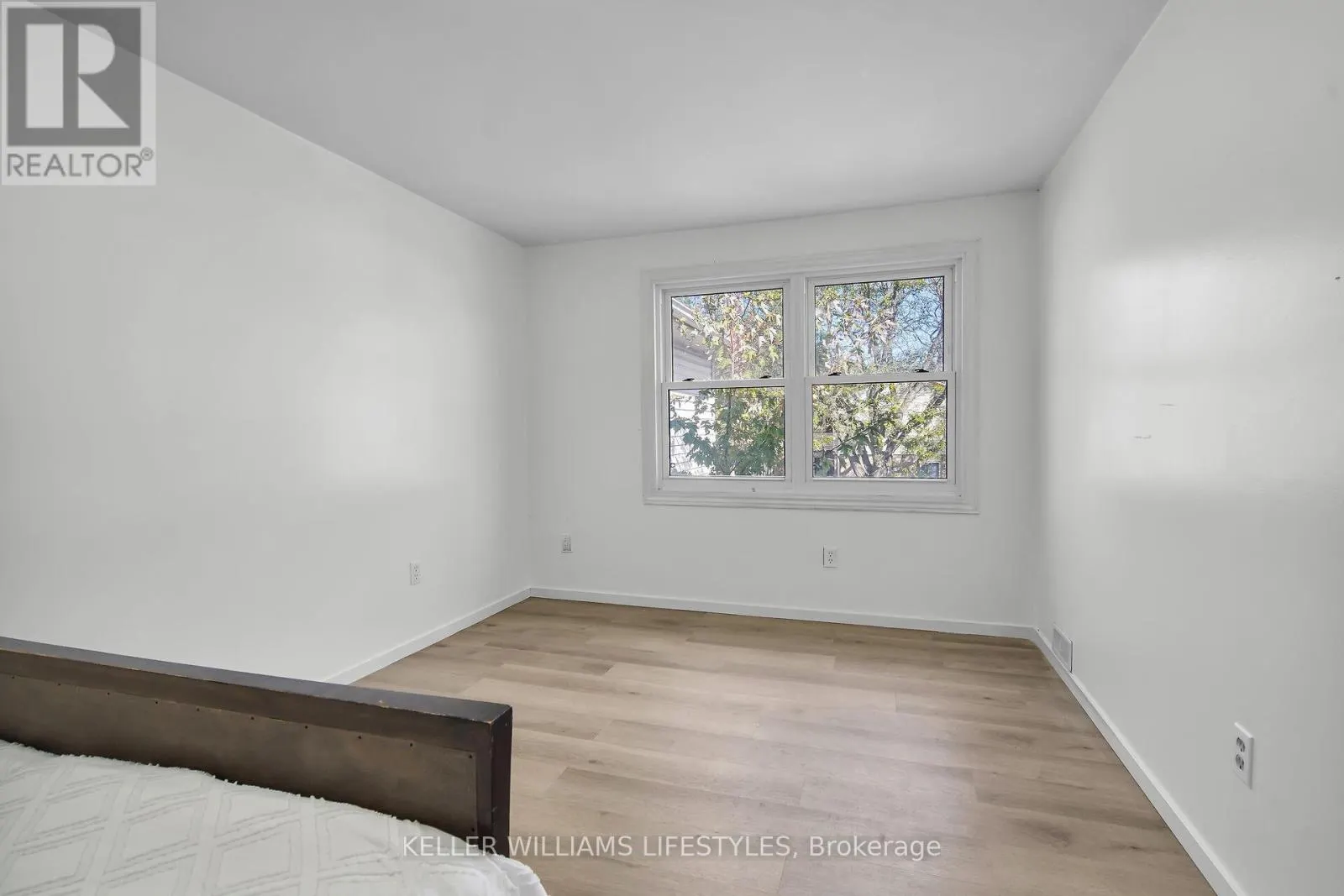 4 - 230 CLARKE ROAD, #4
