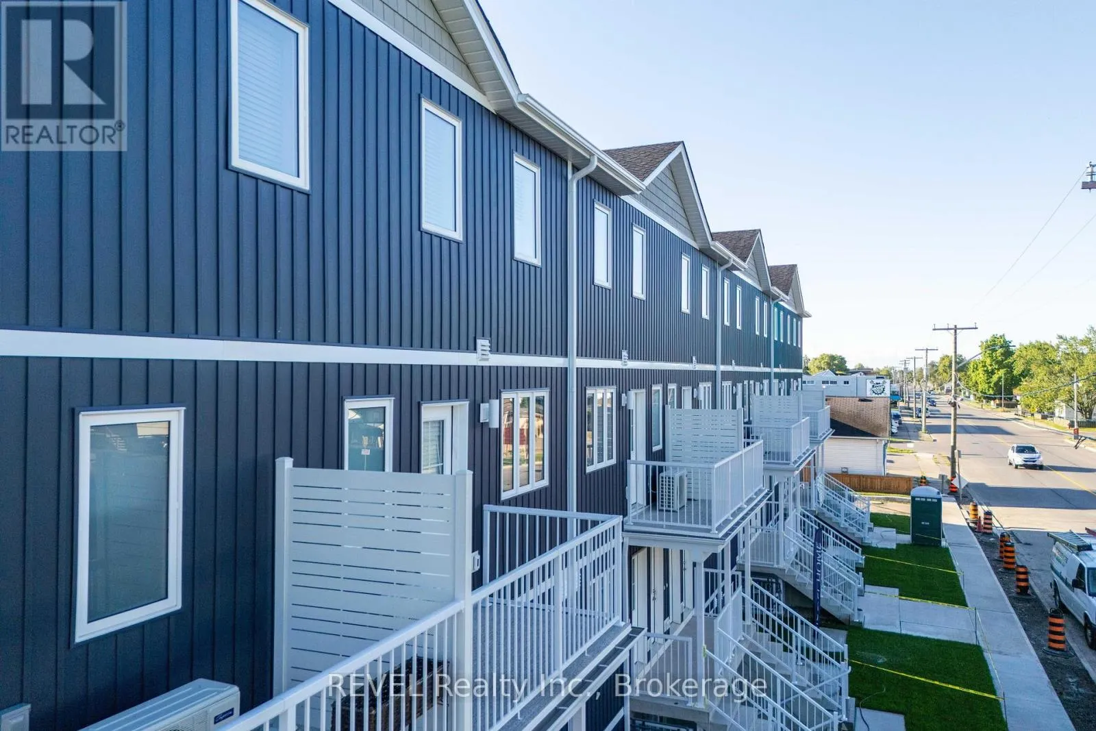 34 - 35 SOUTHWORTH STREET N, #34