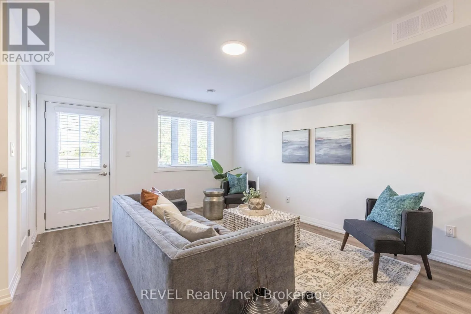 34 - 35 SOUTHWORTH STREET N, #34