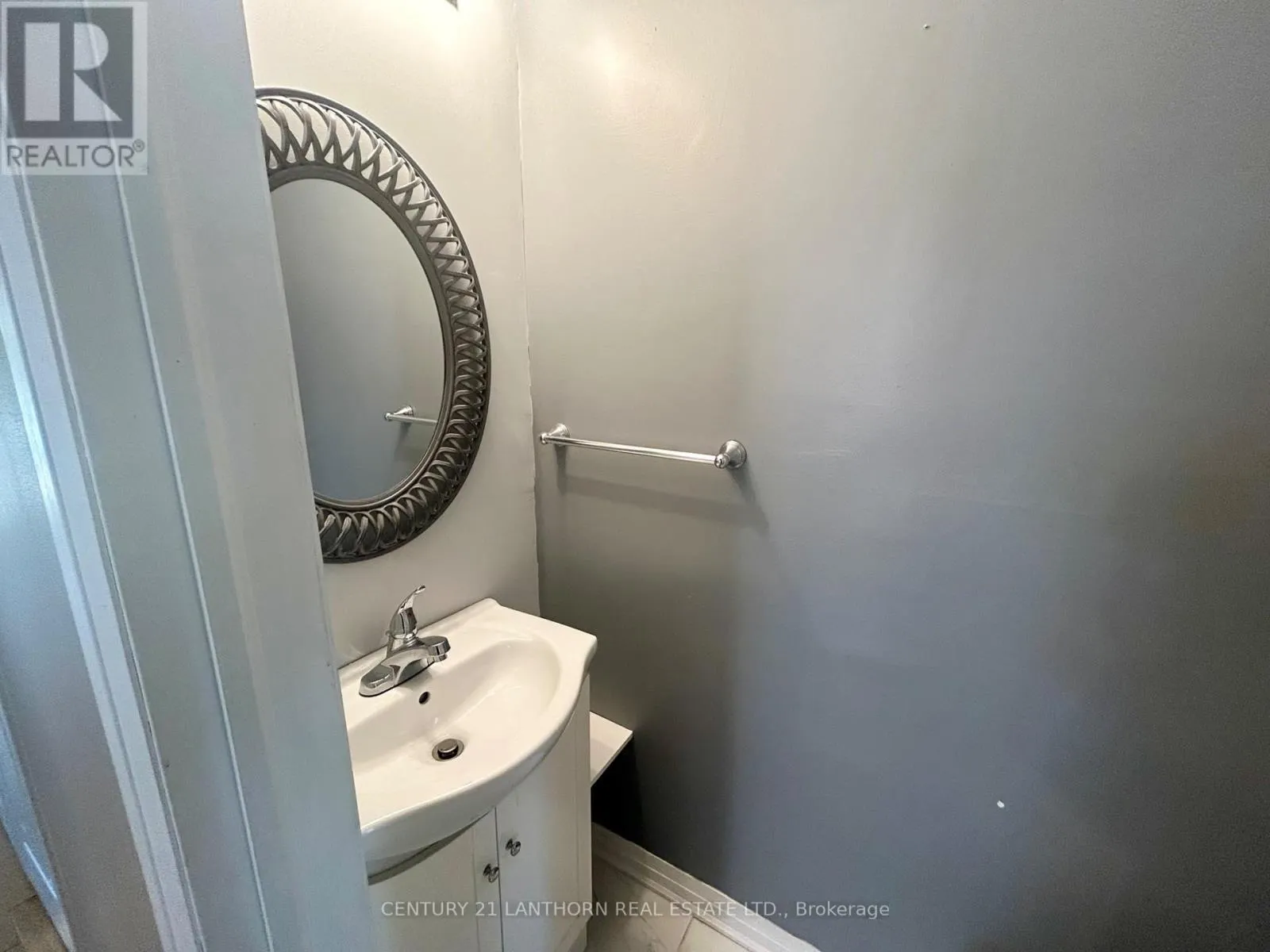 11 SUMAC TERRACE