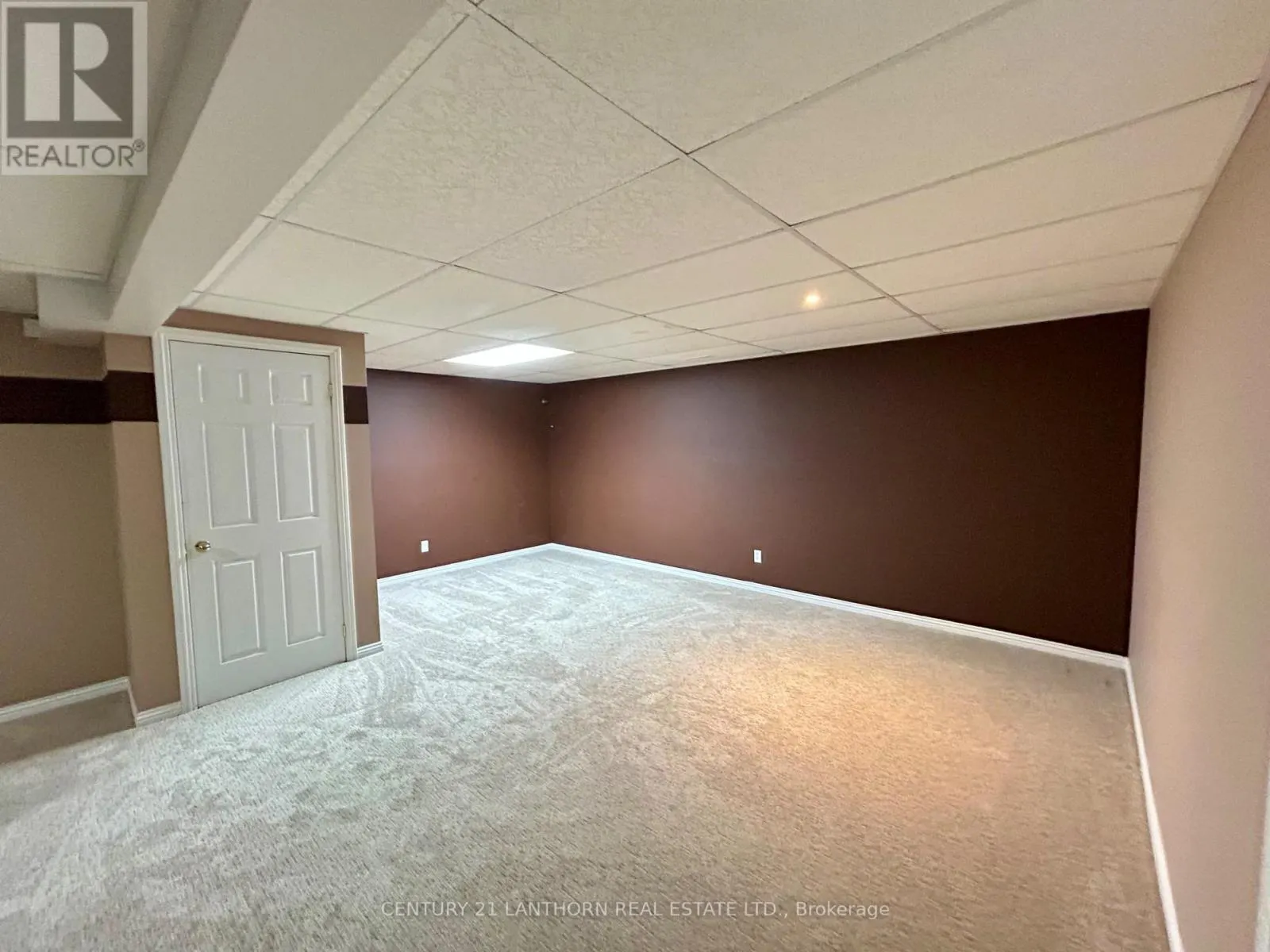 11 SUMAC TERRACE