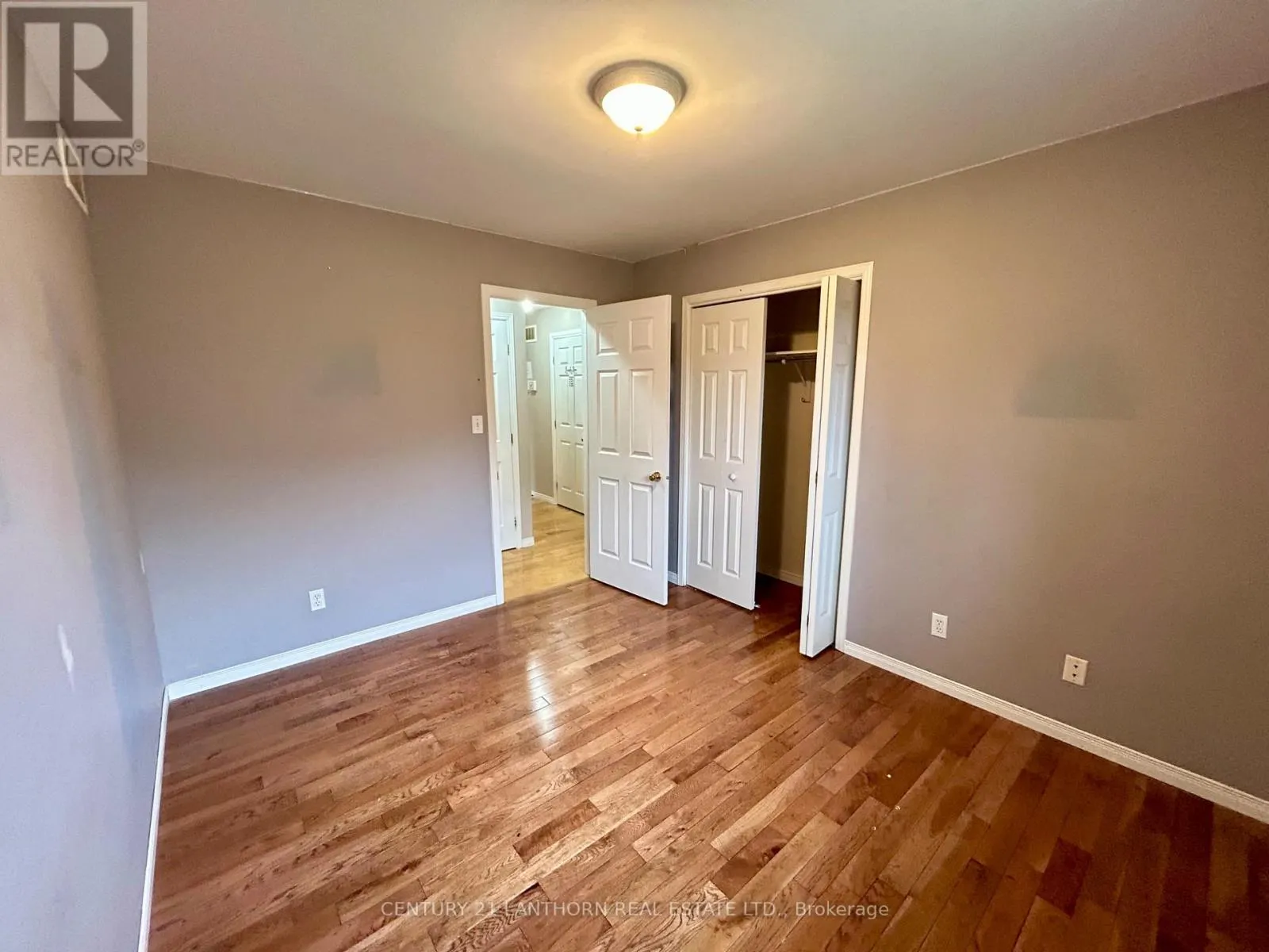 11 SUMAC TERRACE