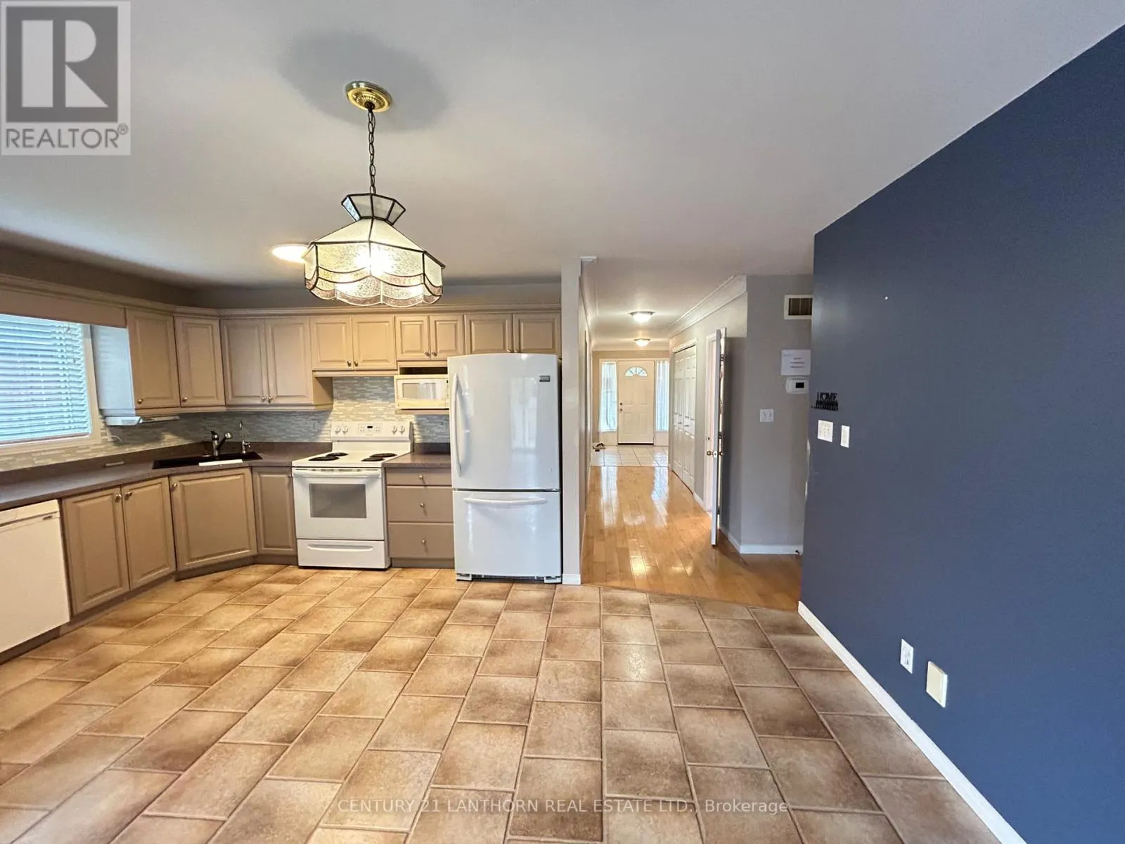 11 SUMAC TERRACE