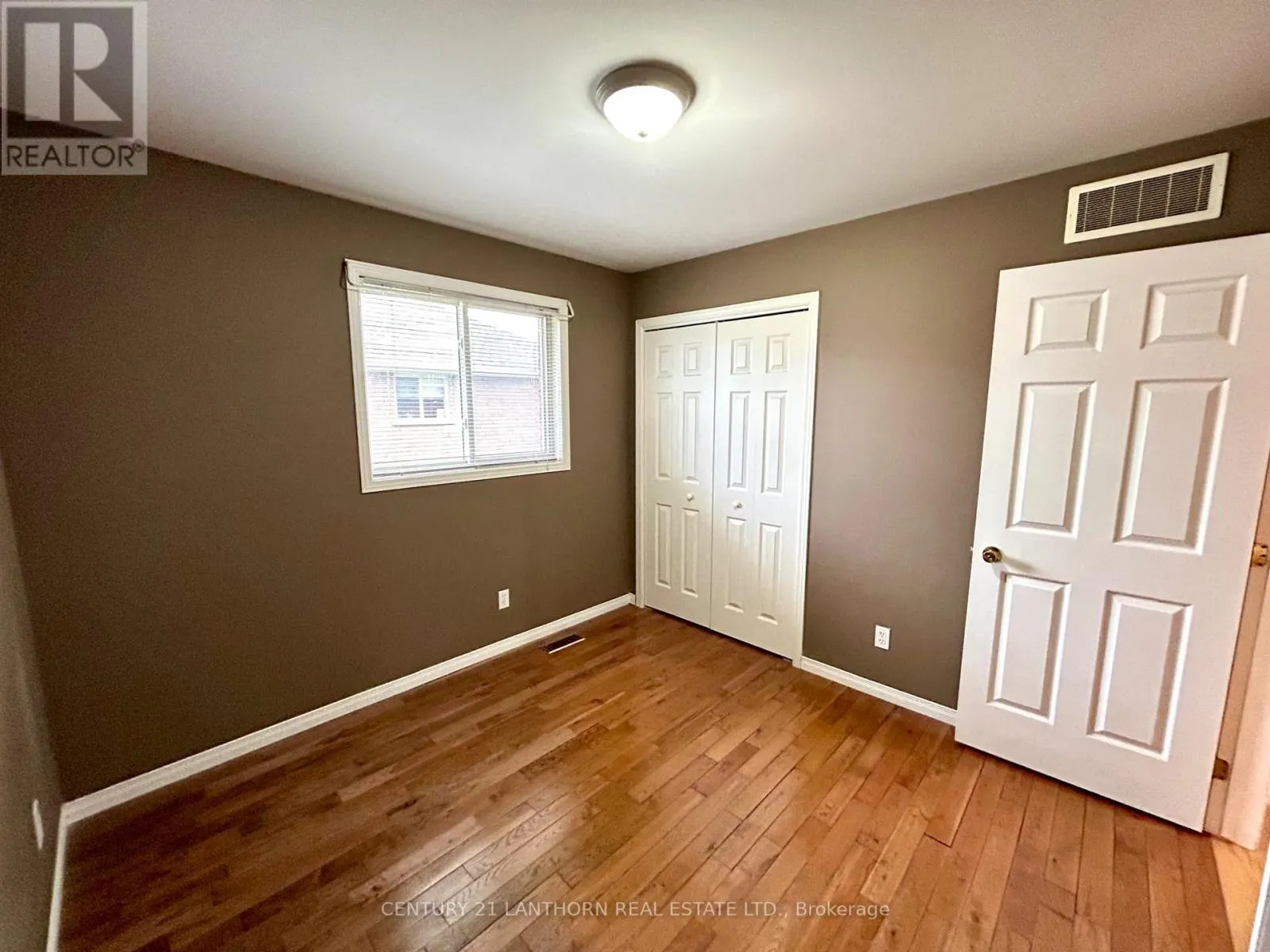 11 SUMAC TERRACE