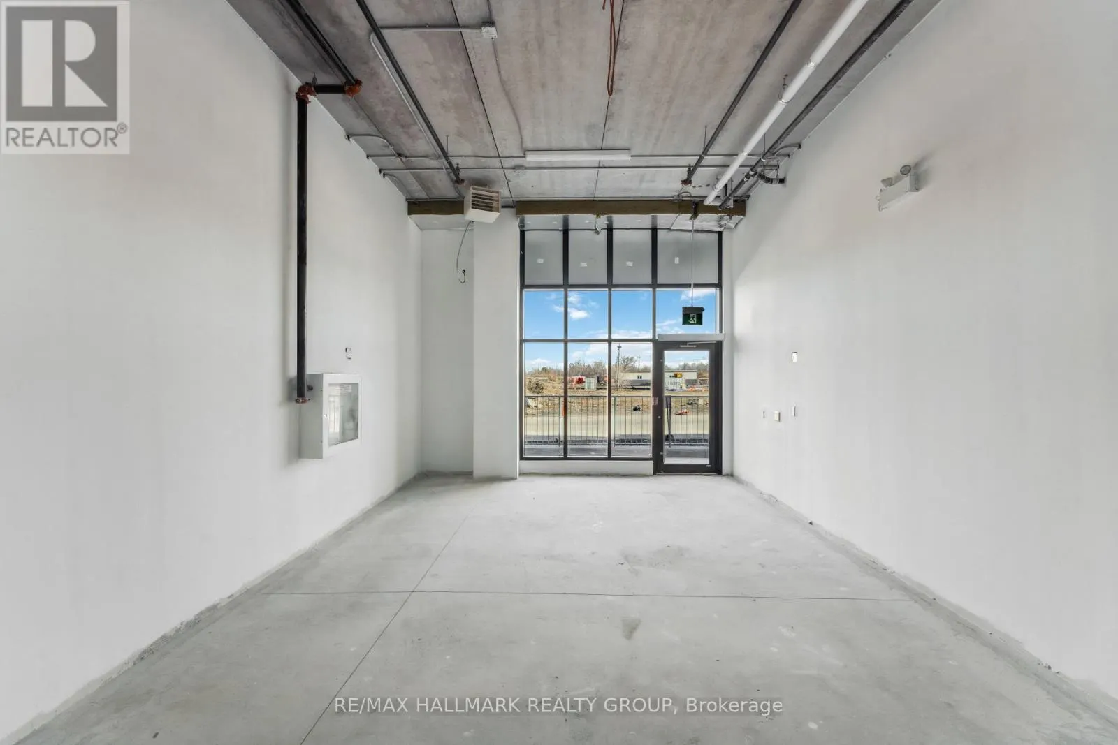 11 - 1340 HEMLOCK ROAD