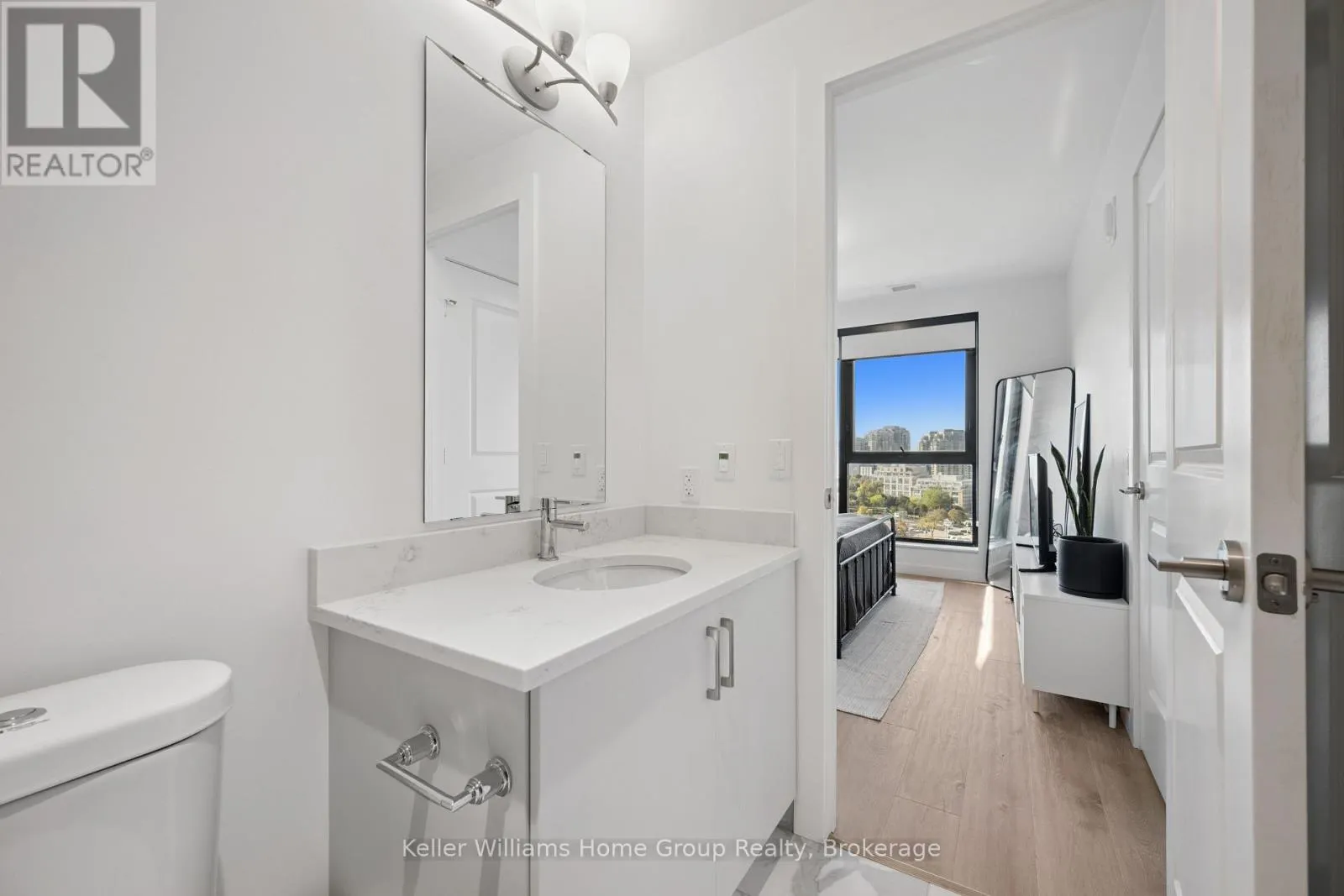 1105 - 181 KING STREET S, #1105