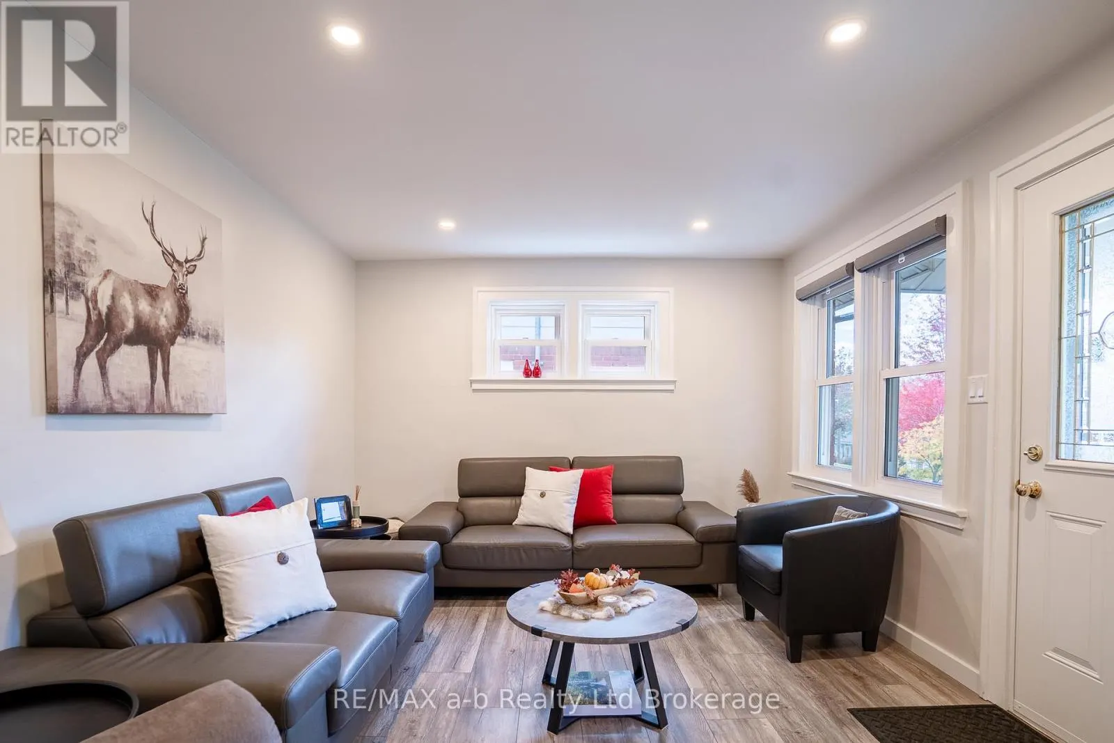 258 GRAHAM STREET E