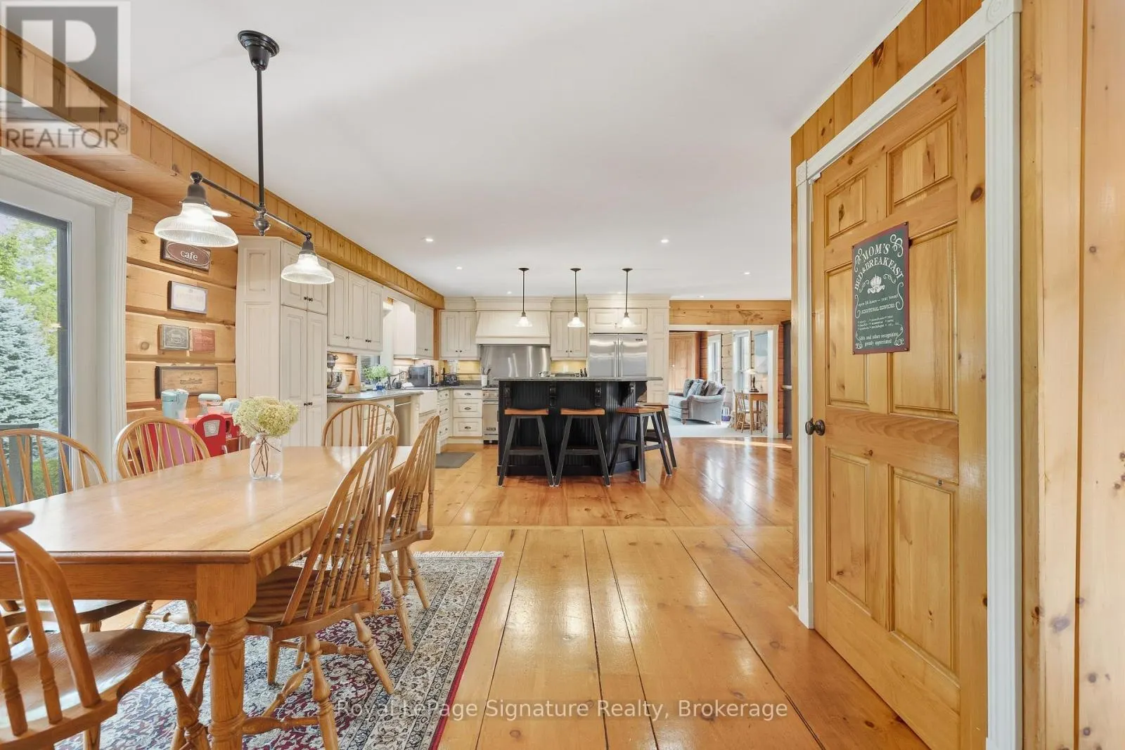 133 OLD LAKESHORE ROAD