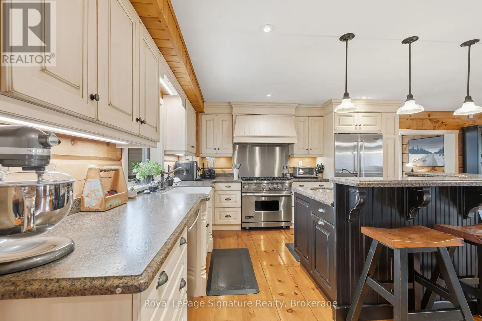 133 OLD LAKESHORE ROAD
