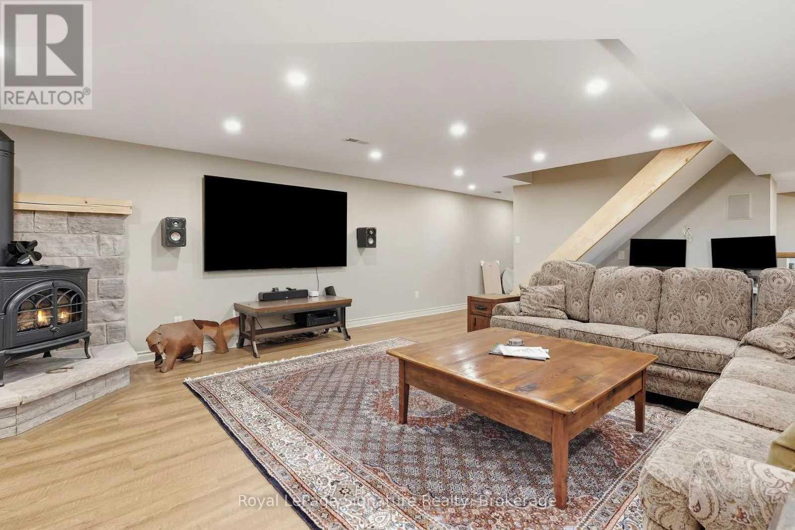 133 OLD LAKESHORE ROAD