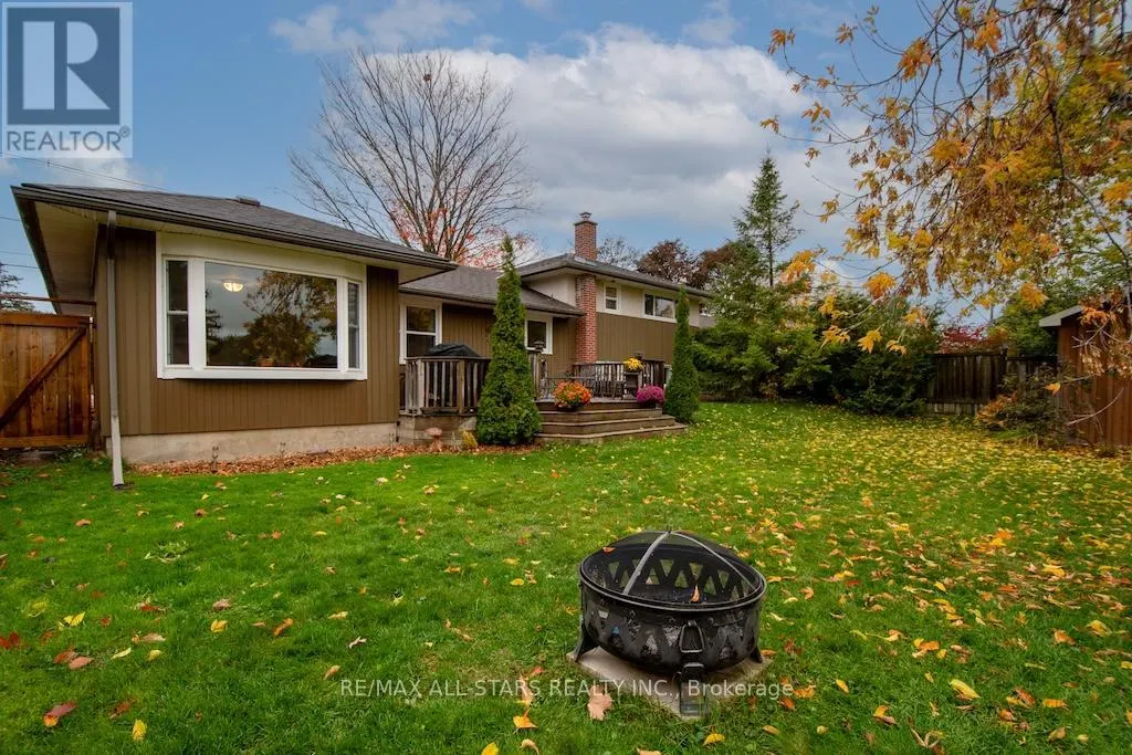 112 ADELAIDE STREET N