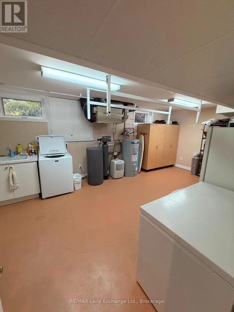 228 WILLOW ROAD