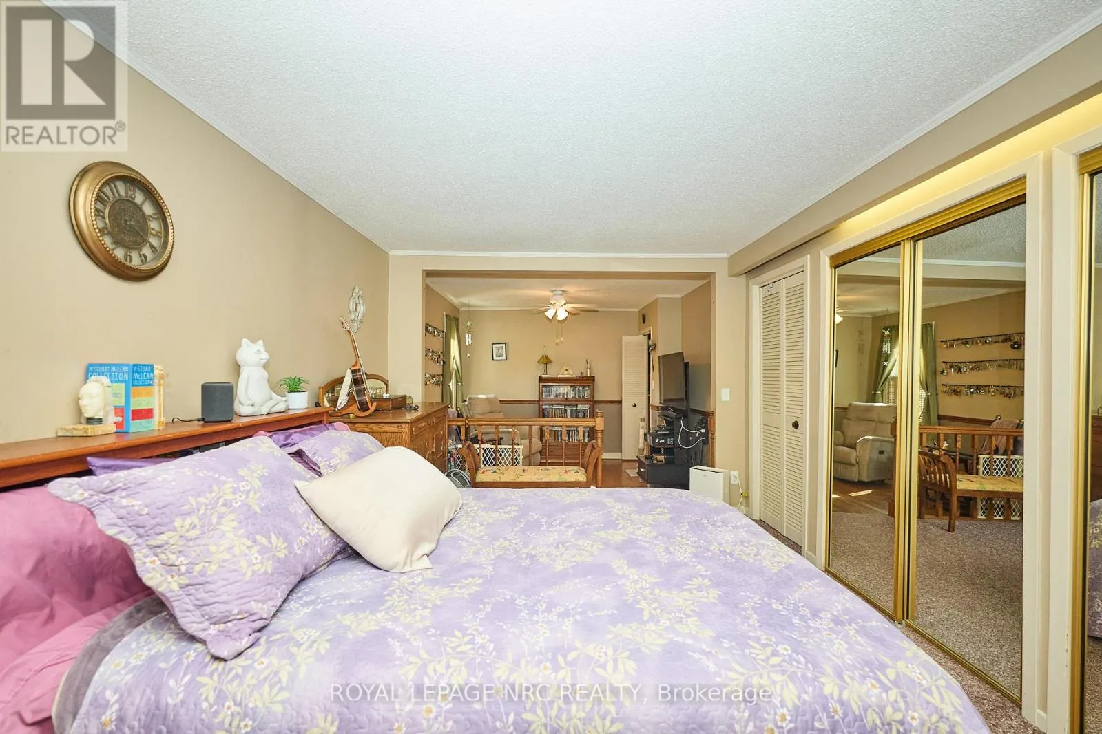 7 HALLCREST AVENUE