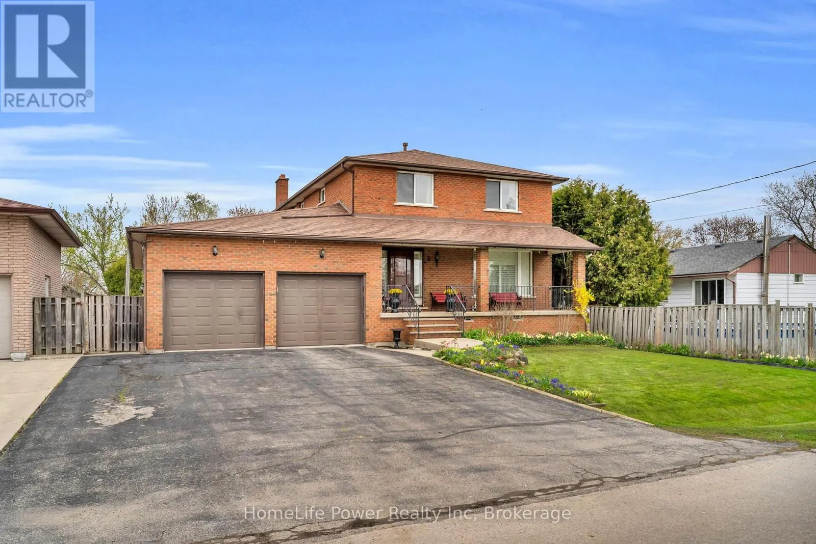 6 LECKIE AVENUE