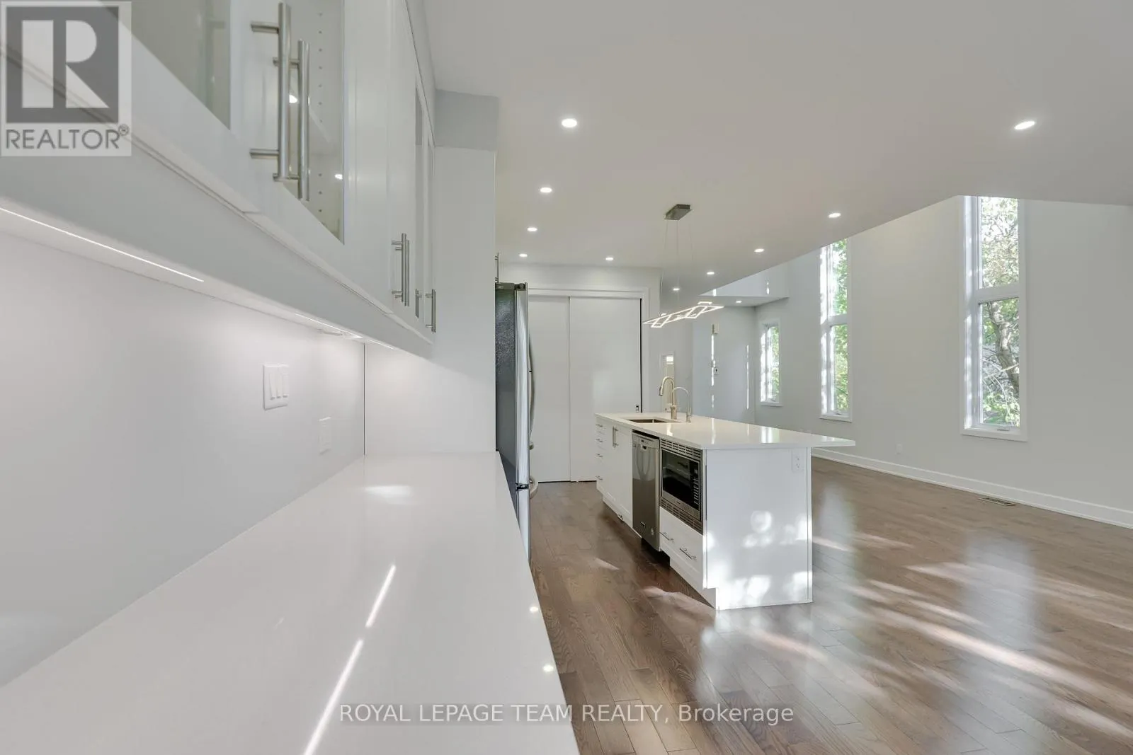 38 SUNNYMEDE AVENUE