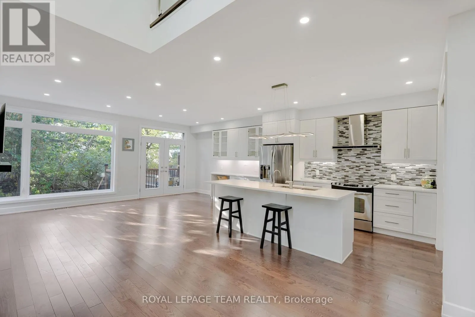 38 SUNNYMEDE AVENUE