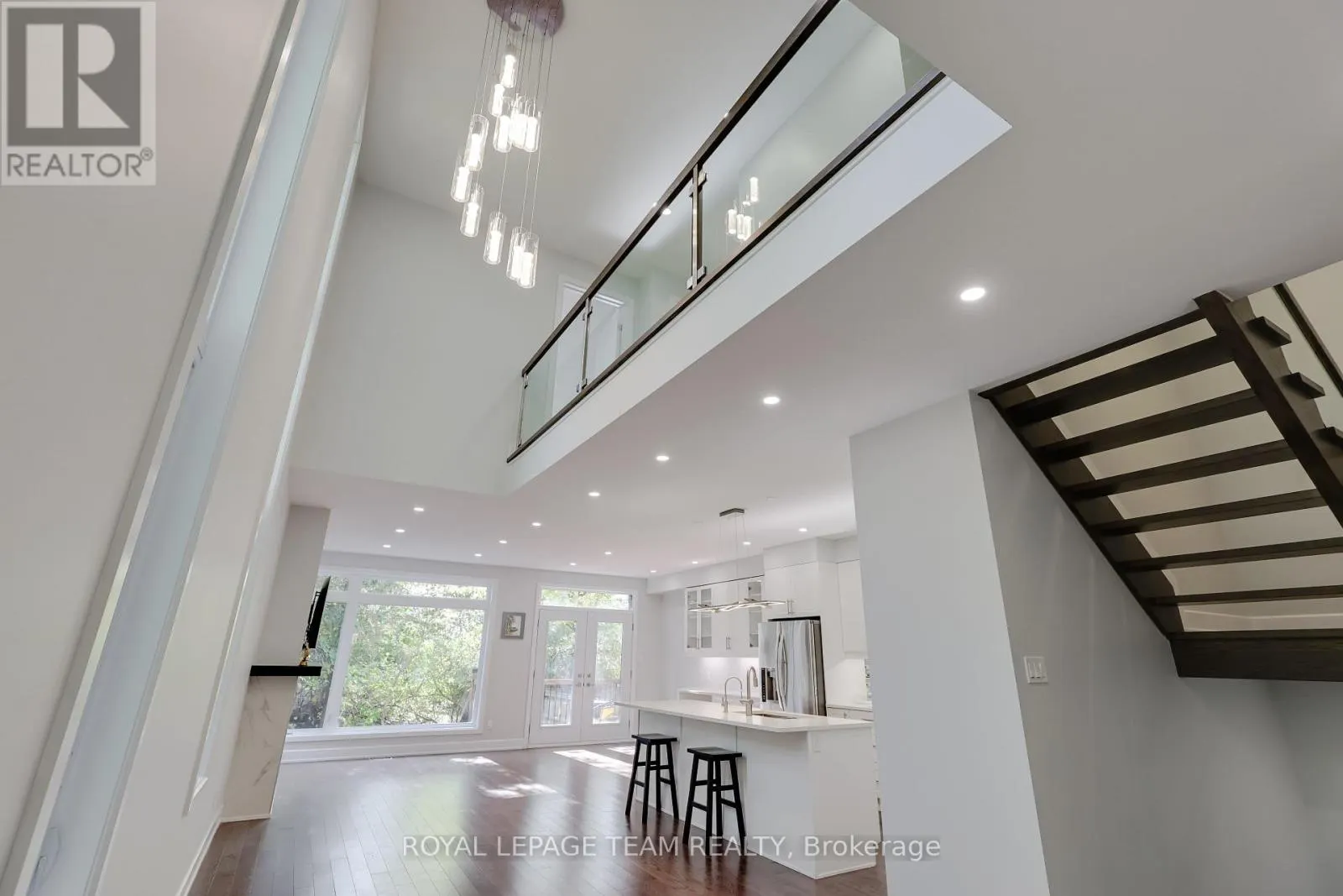 38 SUNNYMEDE AVENUE