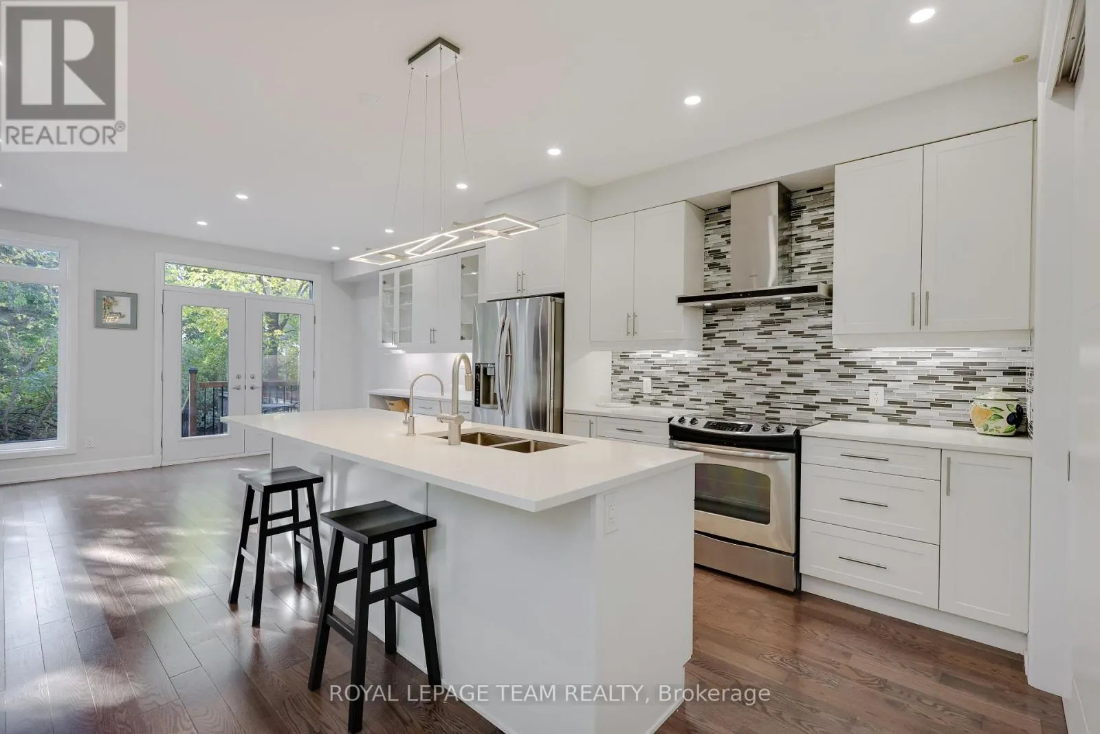 38 SUNNYMEDE AVENUE