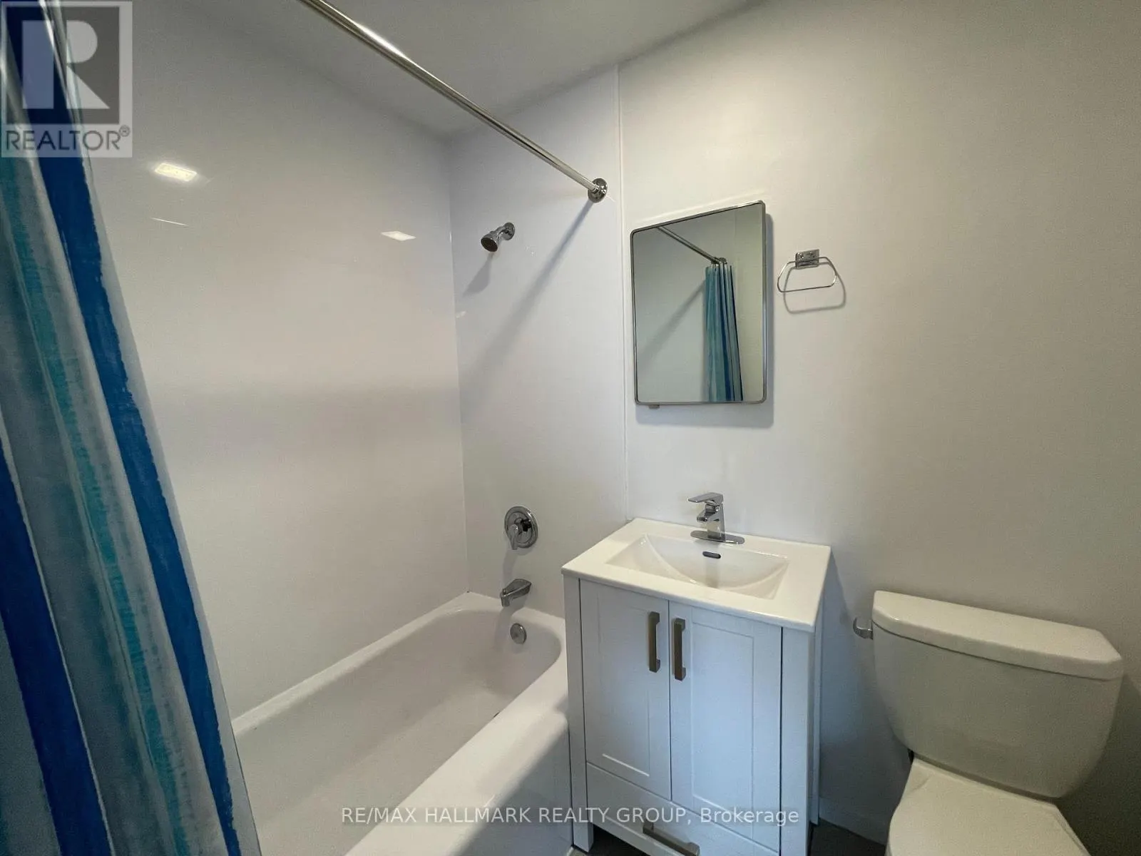 3 - 296 ST PATRICK STREET