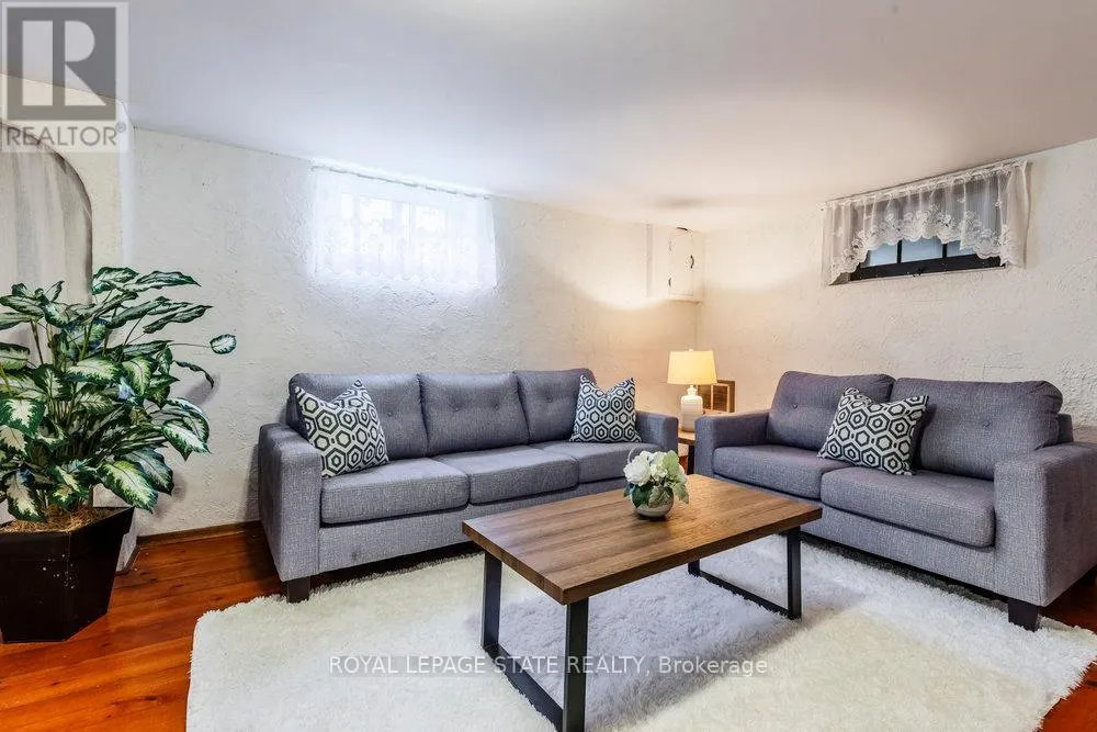 37 LOWER HORNING ROAD