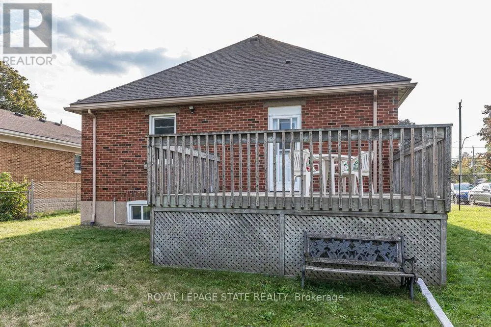 37 LOWER HORNING ROAD
