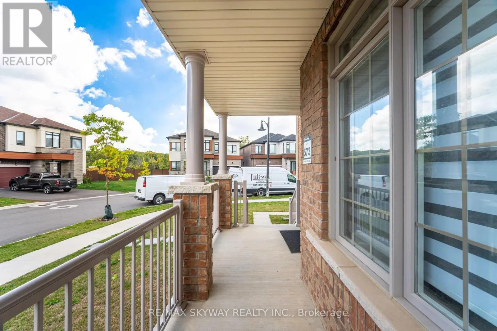 68 POND VIEW GATE