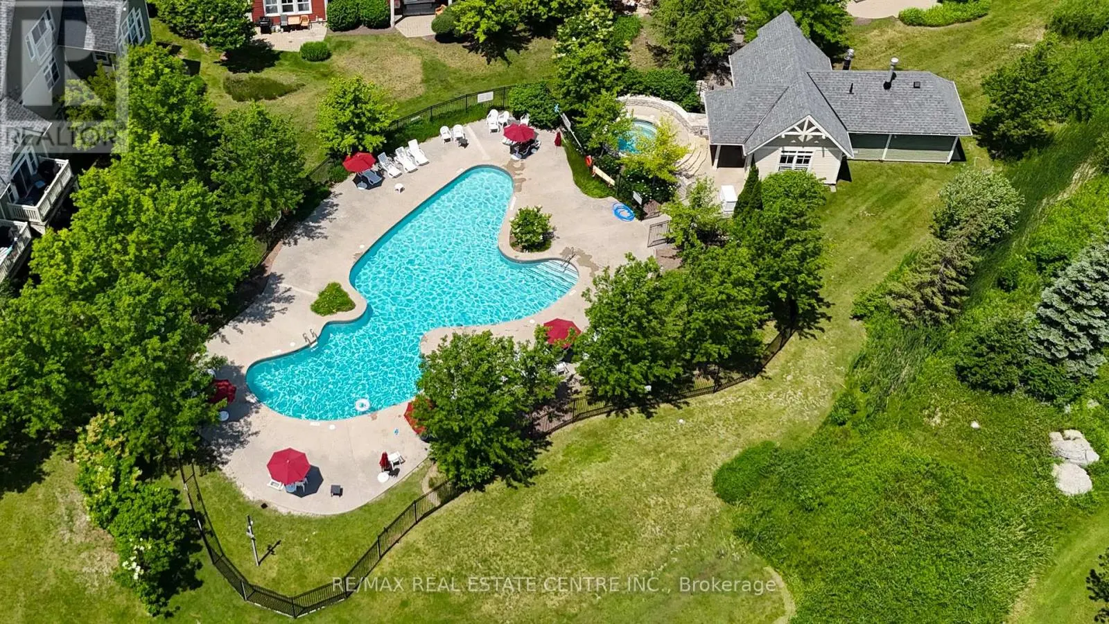 228 - 125 FAIRWAY COURT
