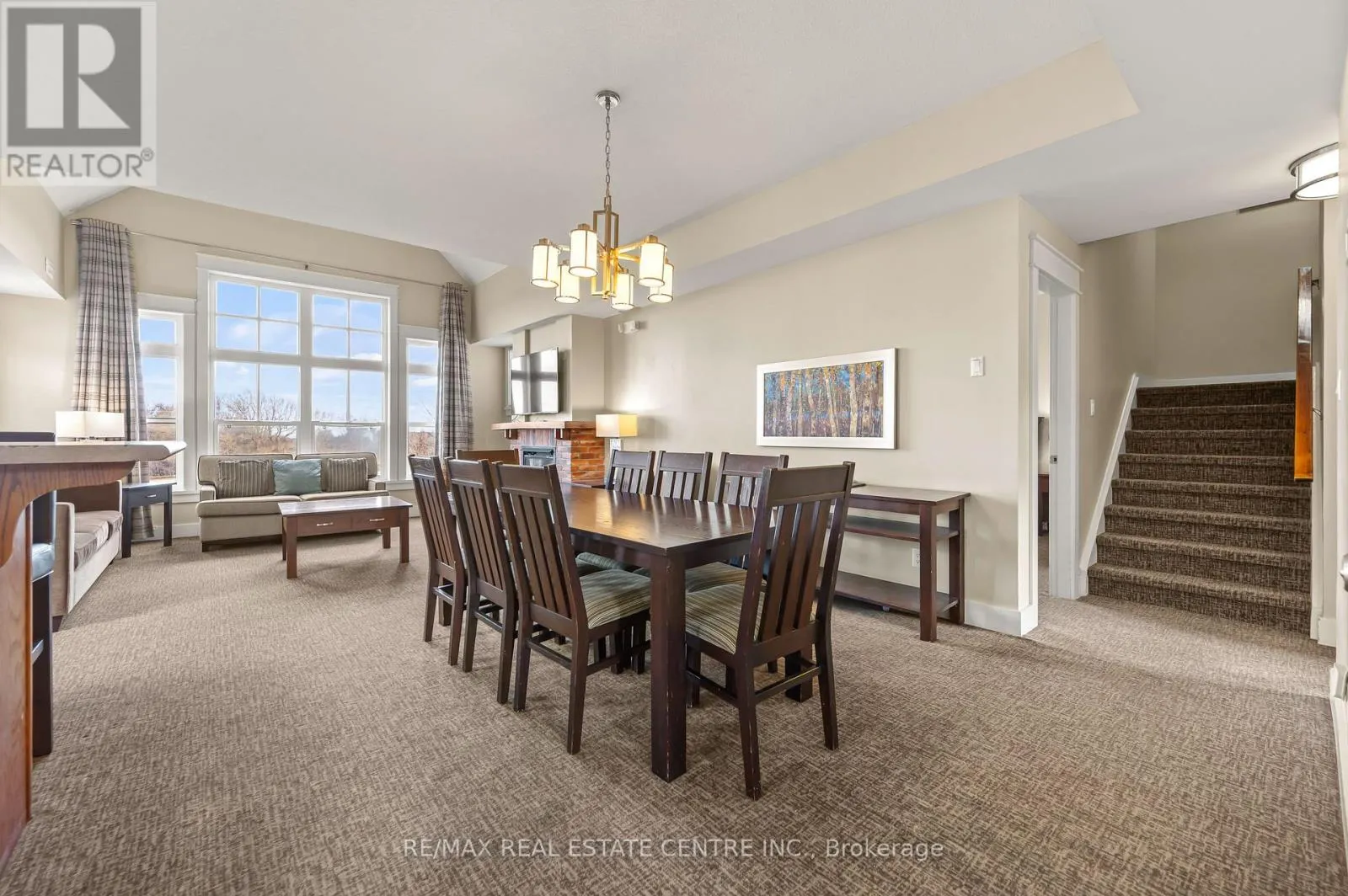 228 - 125 FAIRWAY COURT