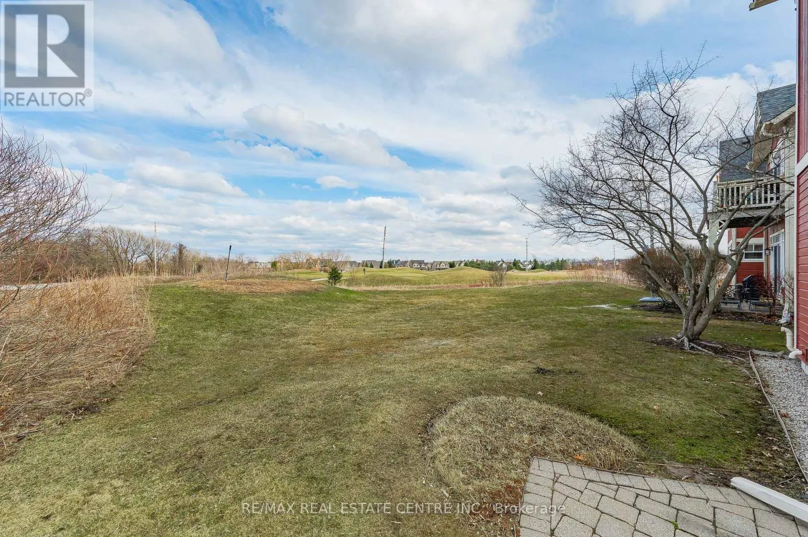 228 - 125 FAIRWAY COURT