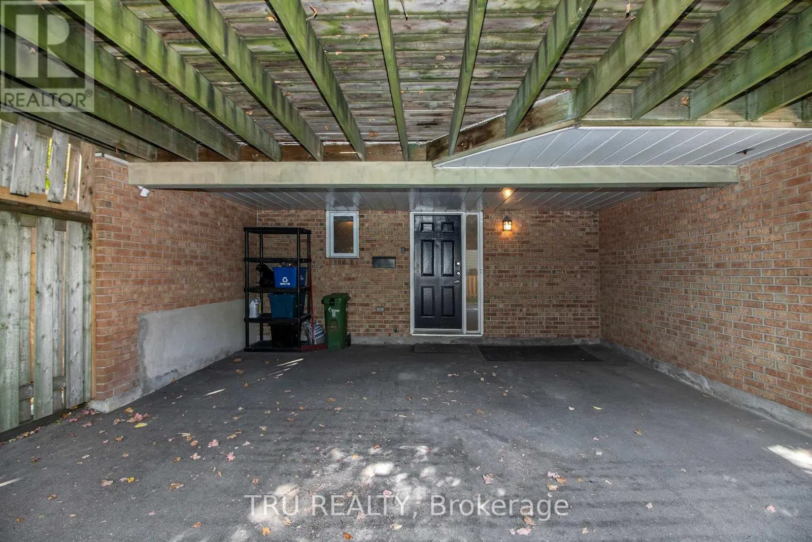 1132 CHIMNEY HILL WAY