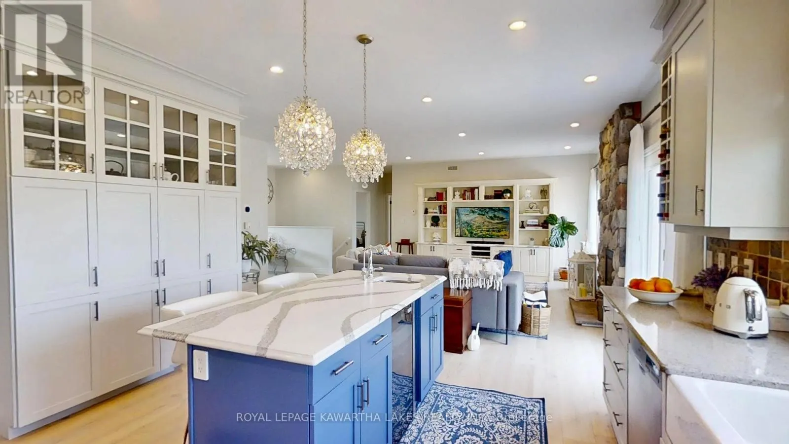 427 LINDEN VALLEY ROAD