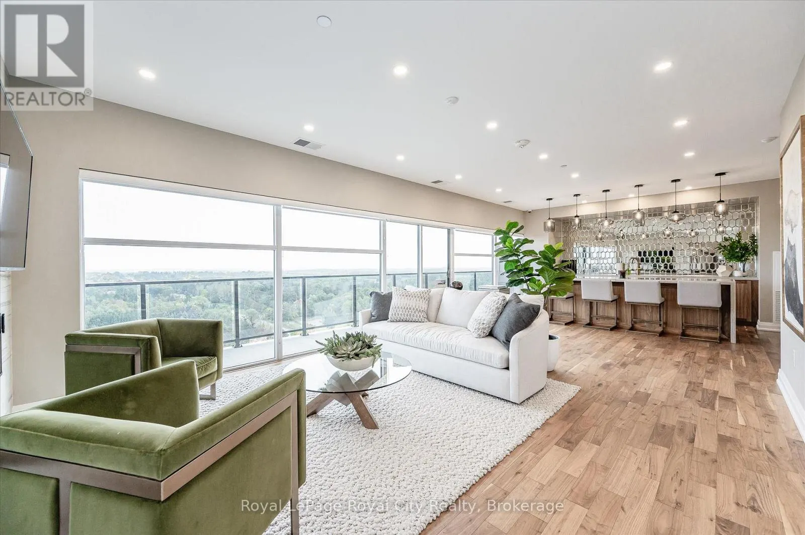 409 - 1878 GORDON STREET, #409