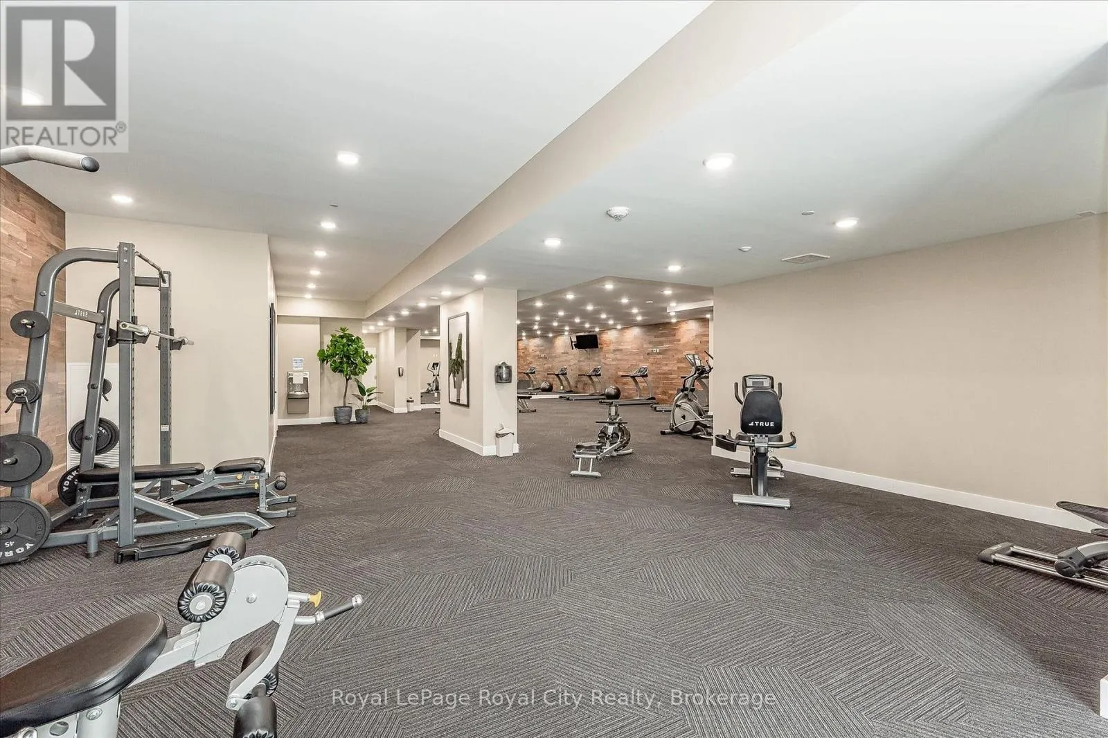 409 - 1878 GORDON STREET, #409