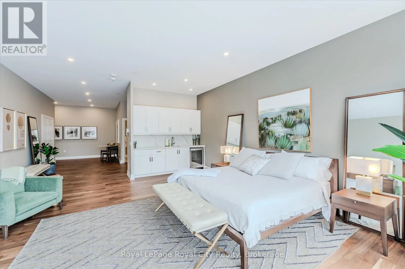 409 - 1878 GORDON STREET, #409