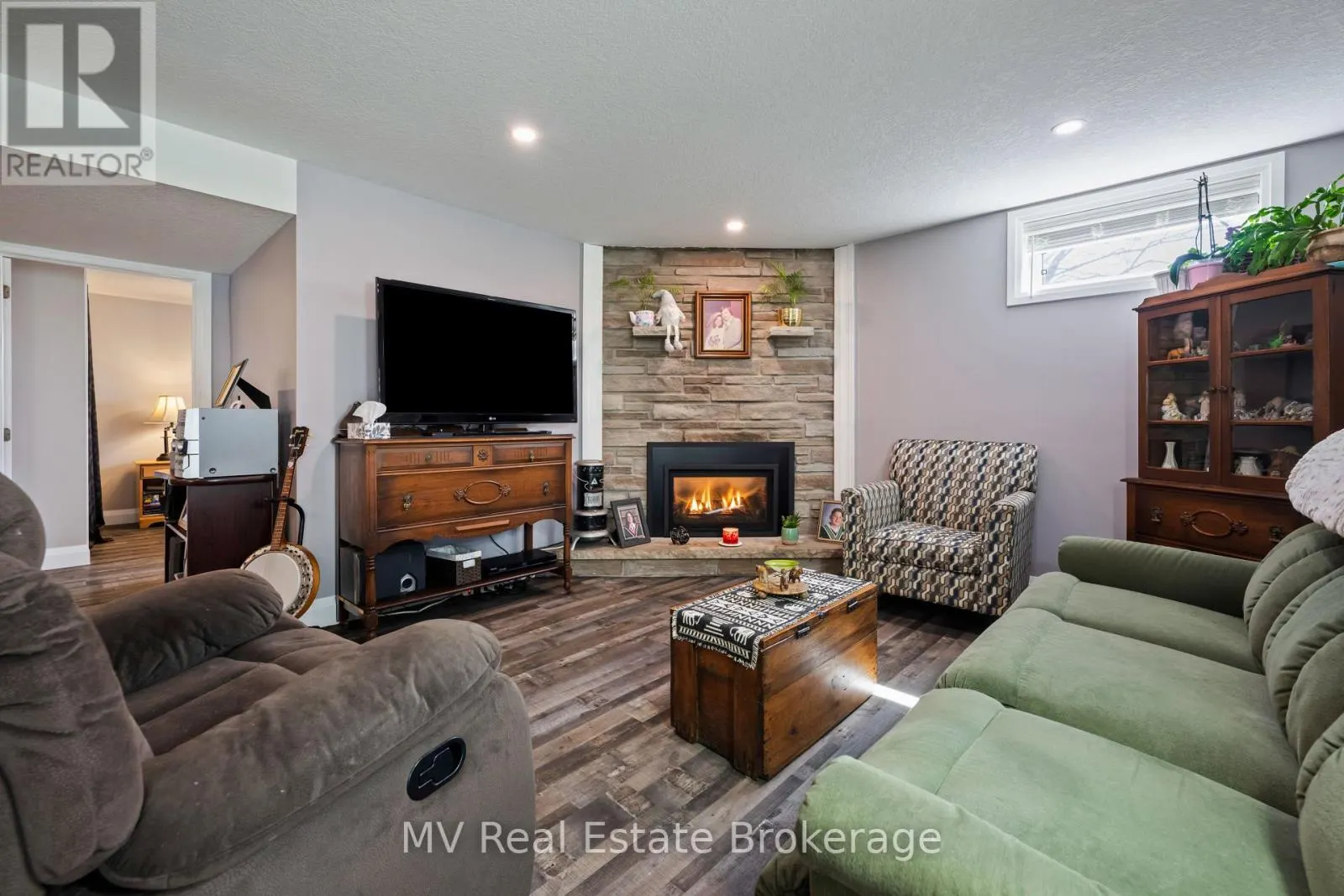 8378 WELLINGTON ROAD 22