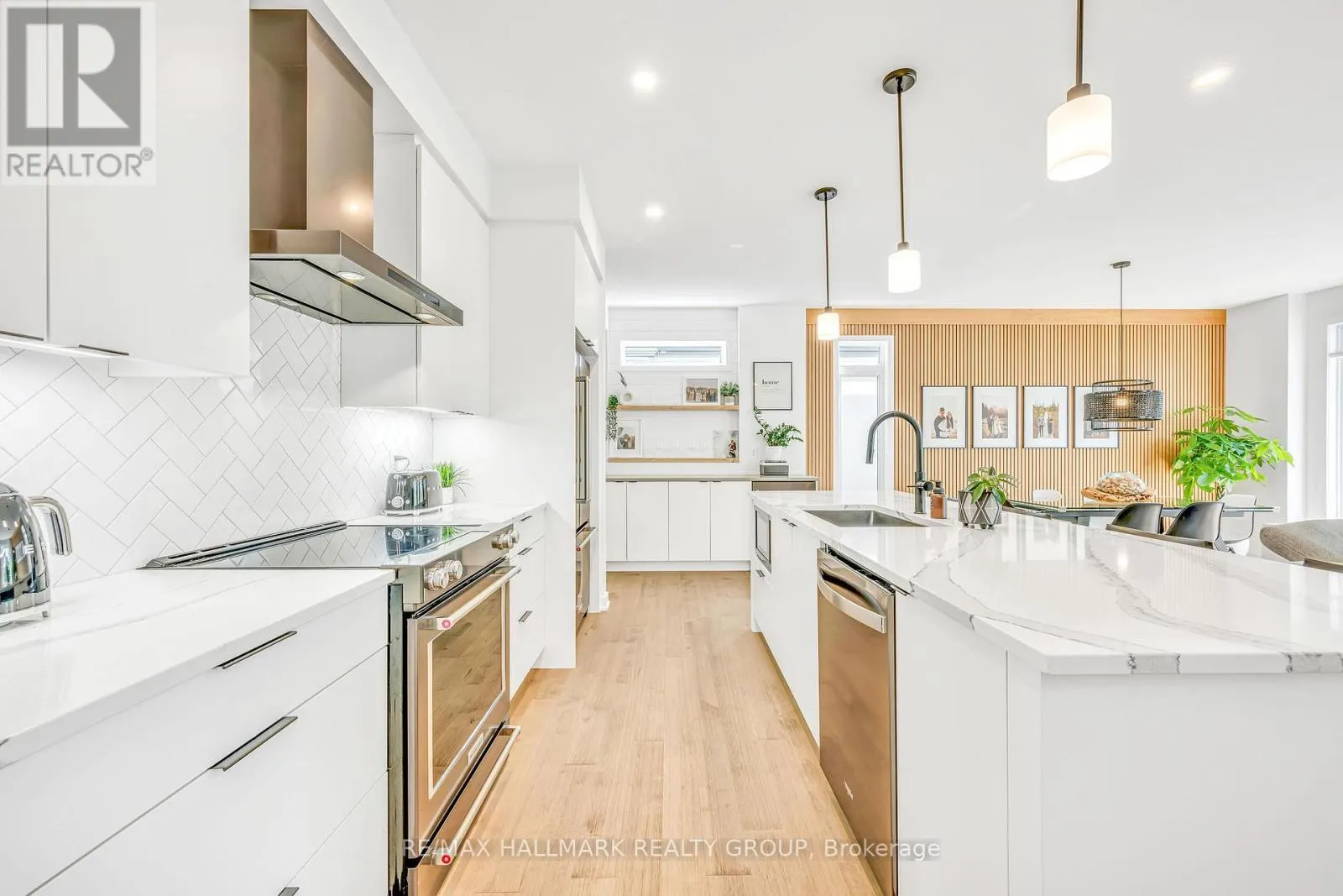 14 STANHOPE COURT