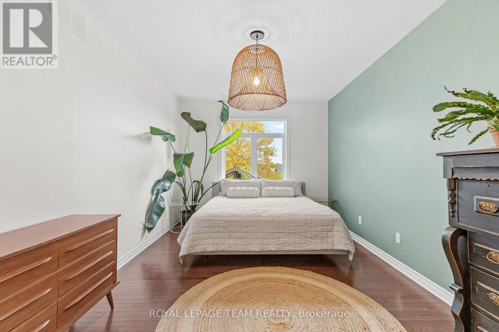 248 SHINNY AVENUE