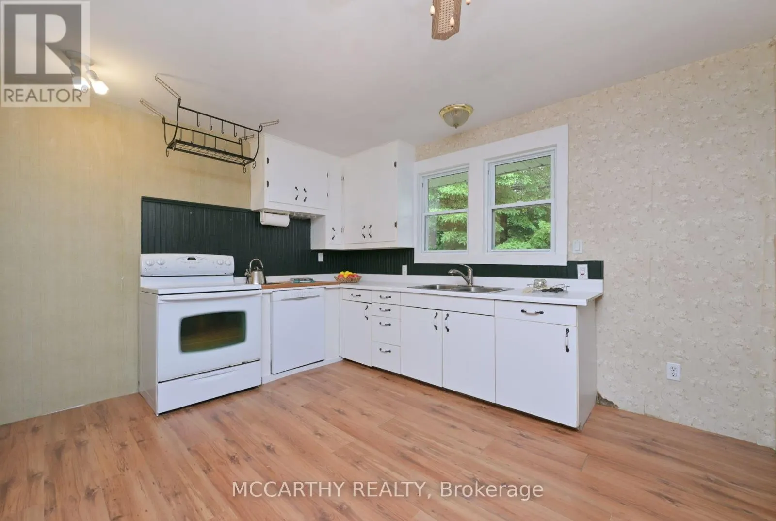 606095 RIVER ROAD