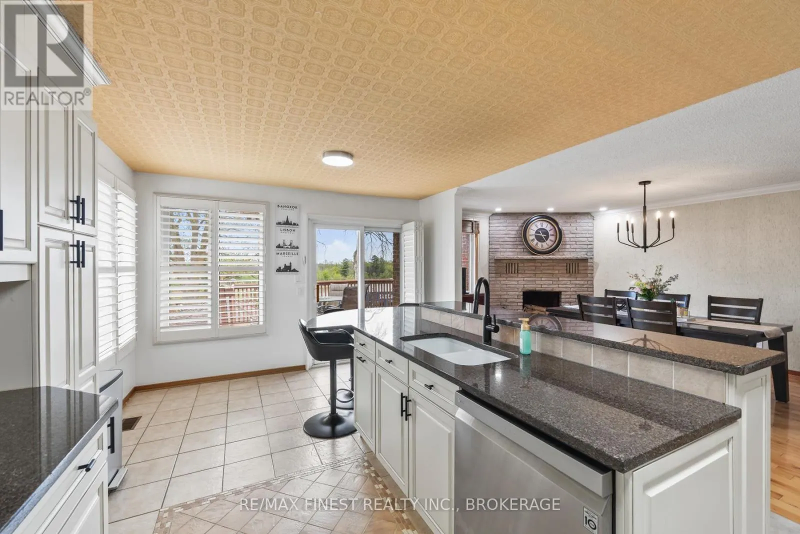 593 FOREST HILL DRIVE