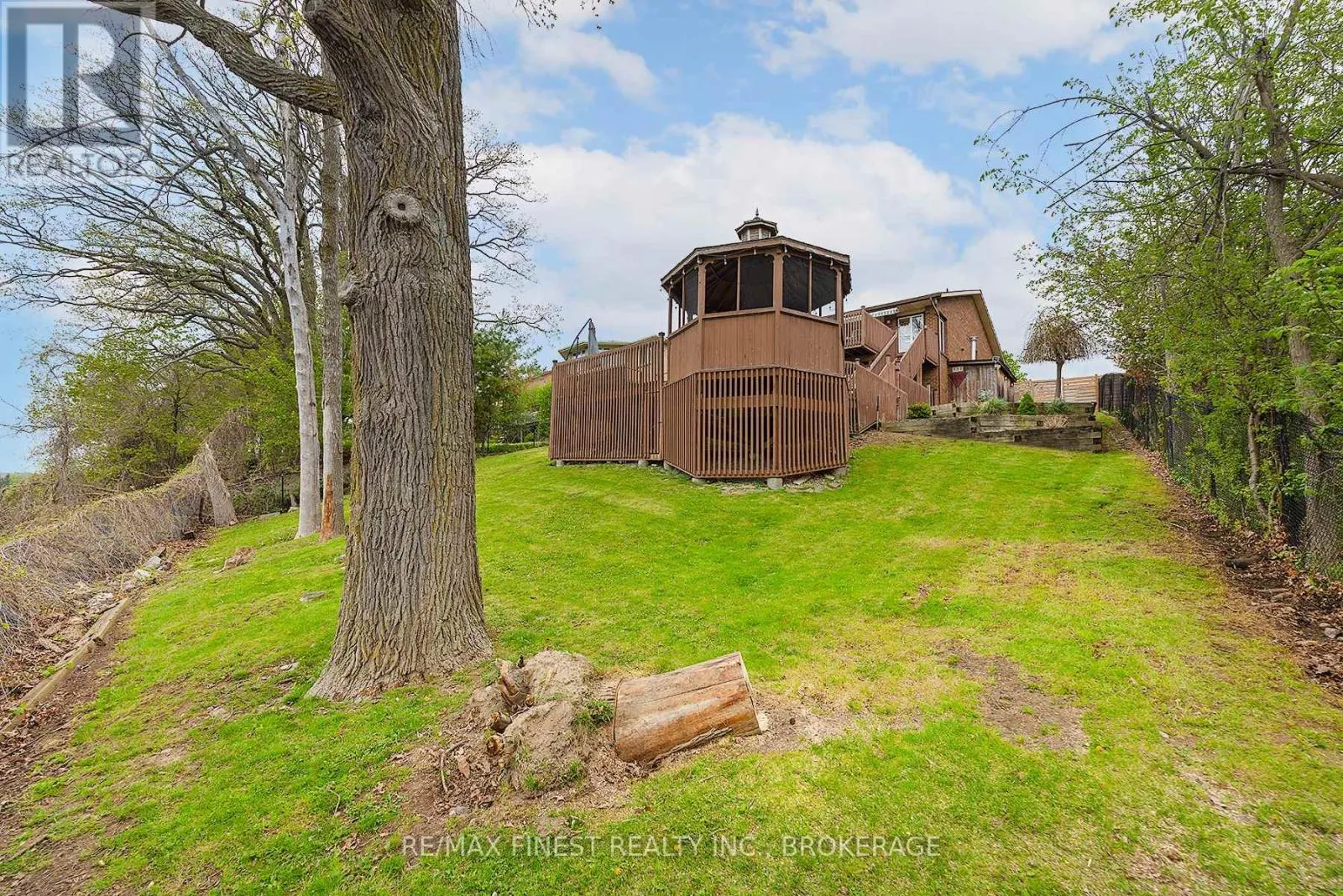 593 FOREST HILL DRIVE