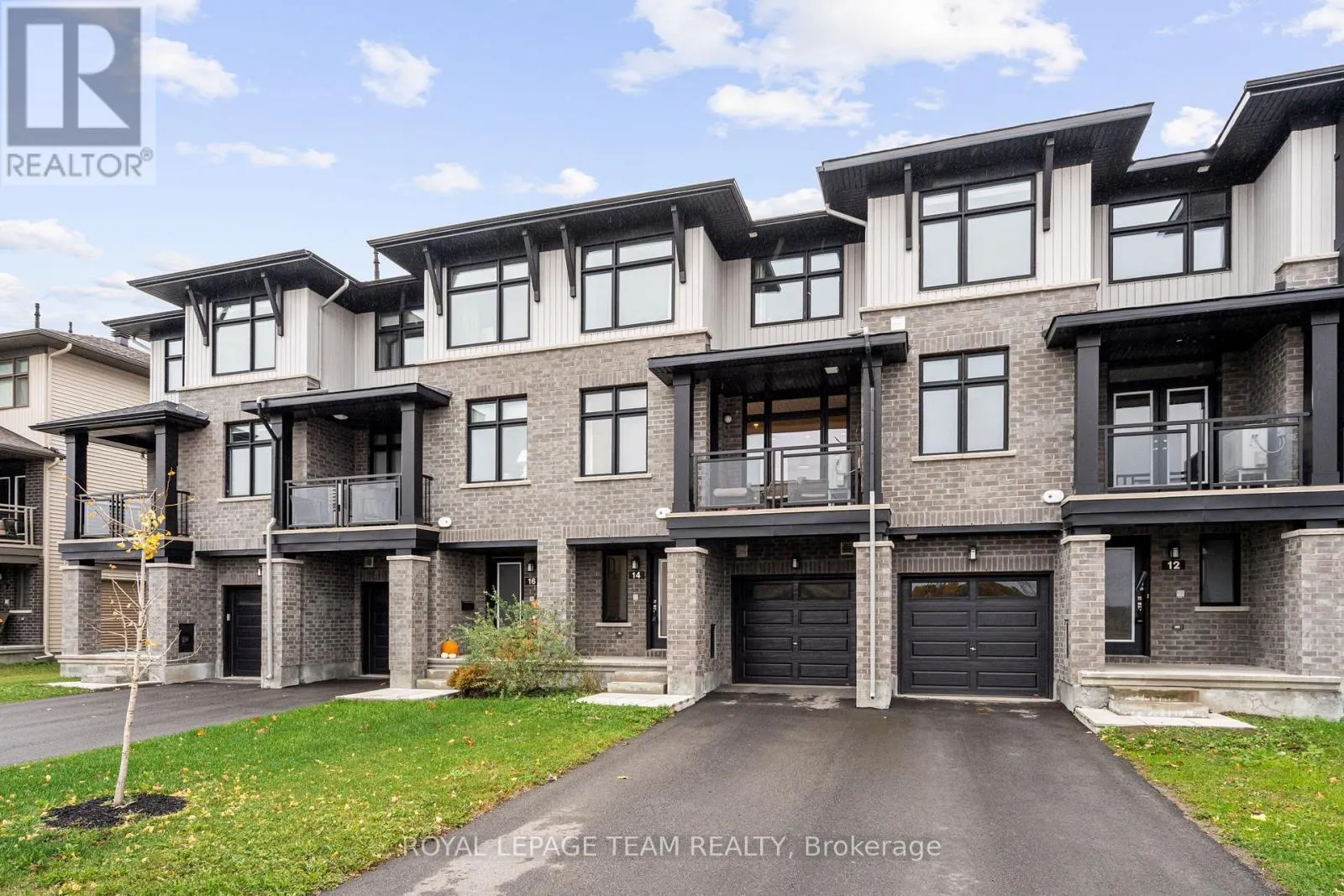 14 VERGLAS LANE