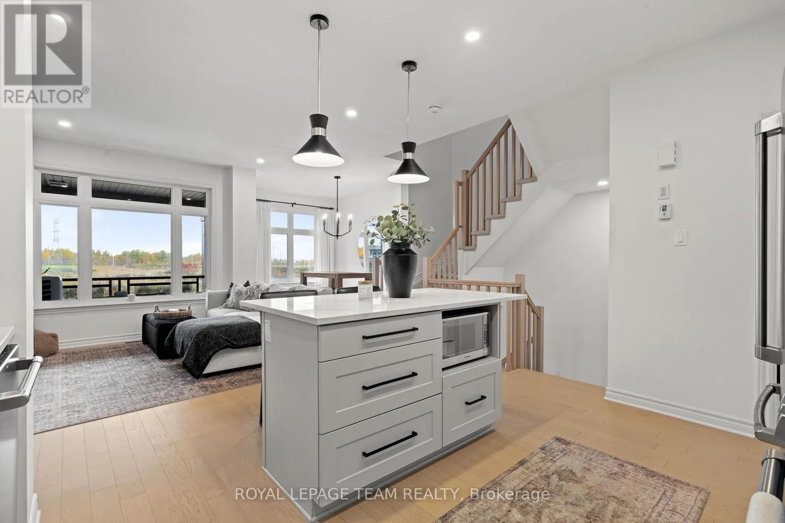 14 VERGLAS LANE