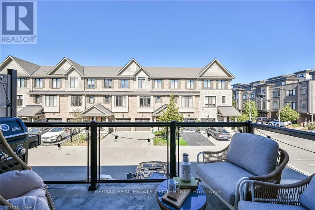 61 ESPLANADE LANE