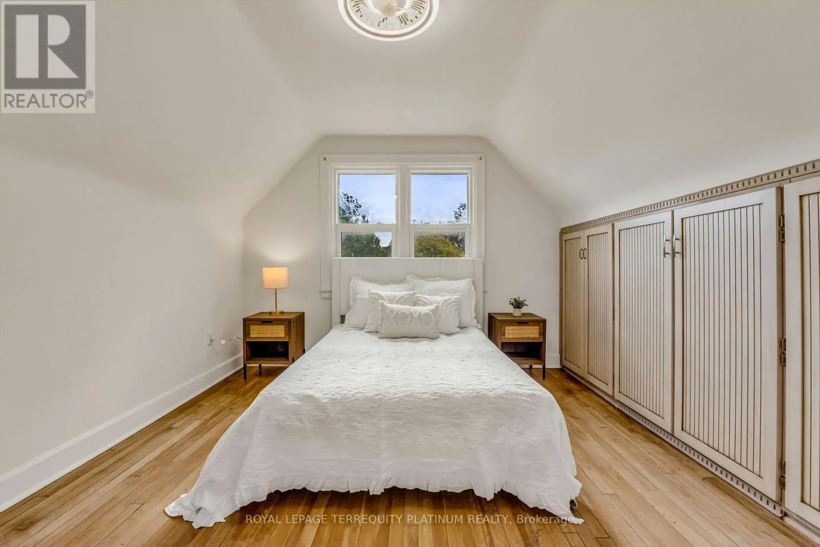 10 LOCARNO AVENUE