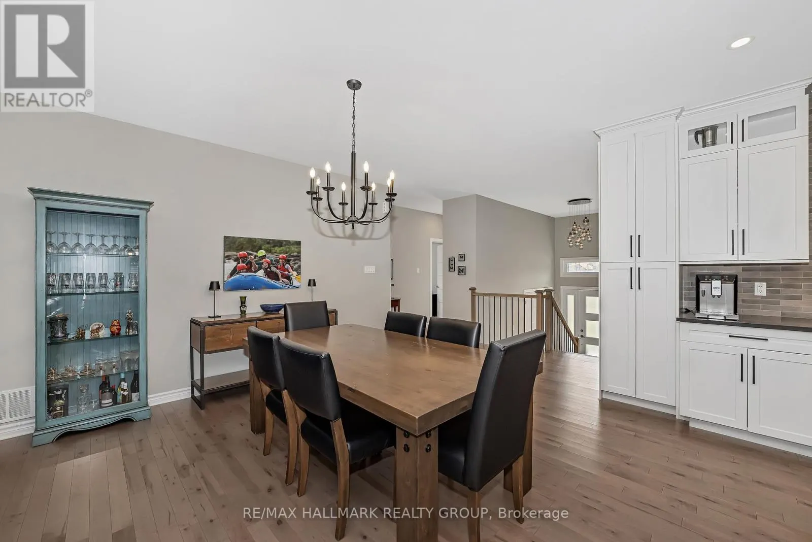1350 COUNTRY LANE