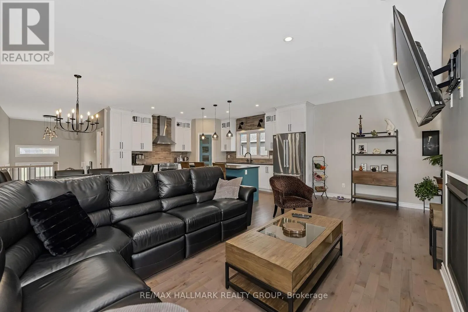 1350 COUNTRY LANE