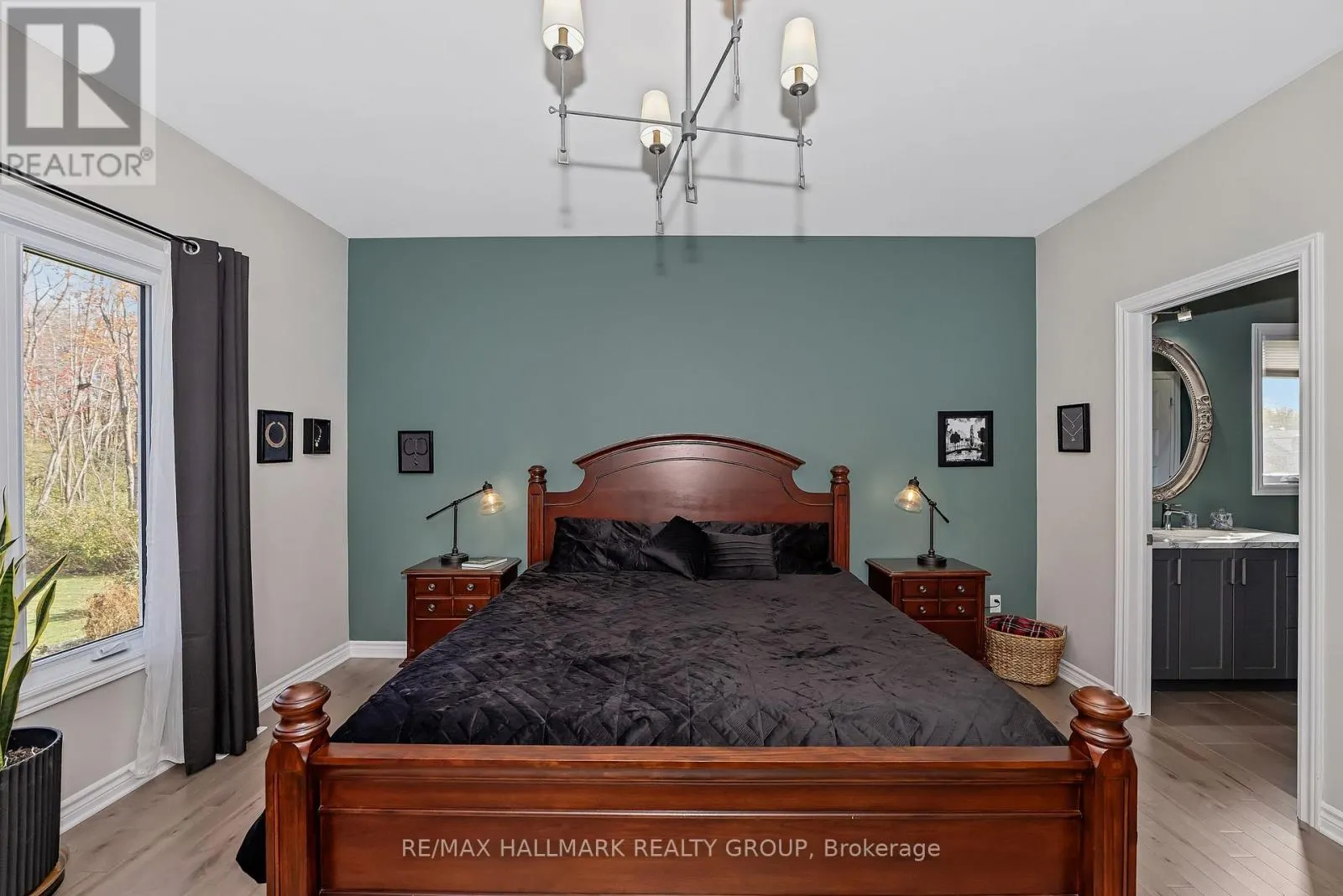 1350 COUNTRY LANE
