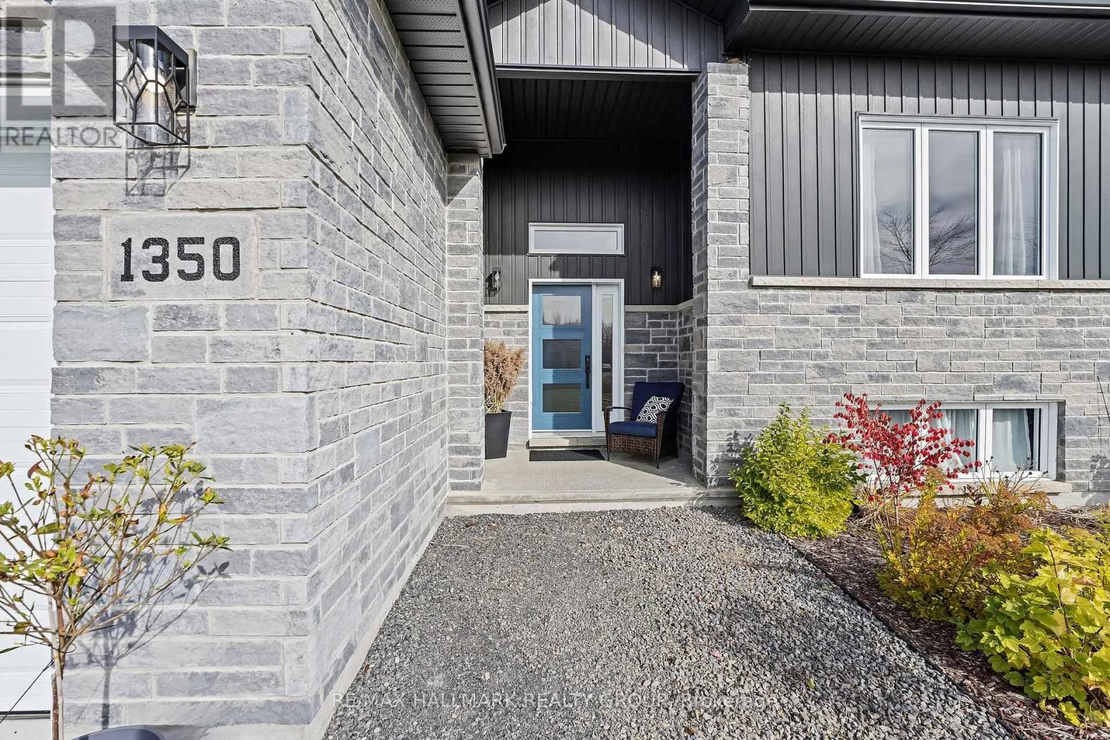 1350 COUNTRY LANE